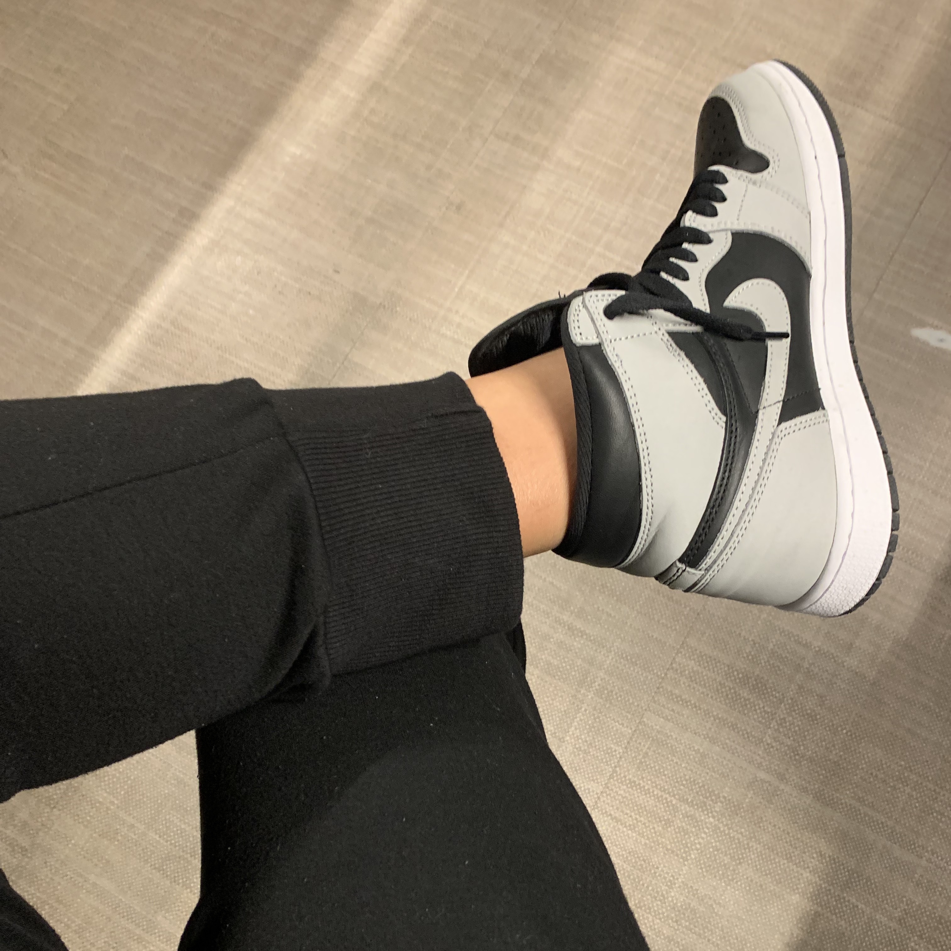 Jordan 1 Retro High OG Shadow 2.0 착용 스타일
