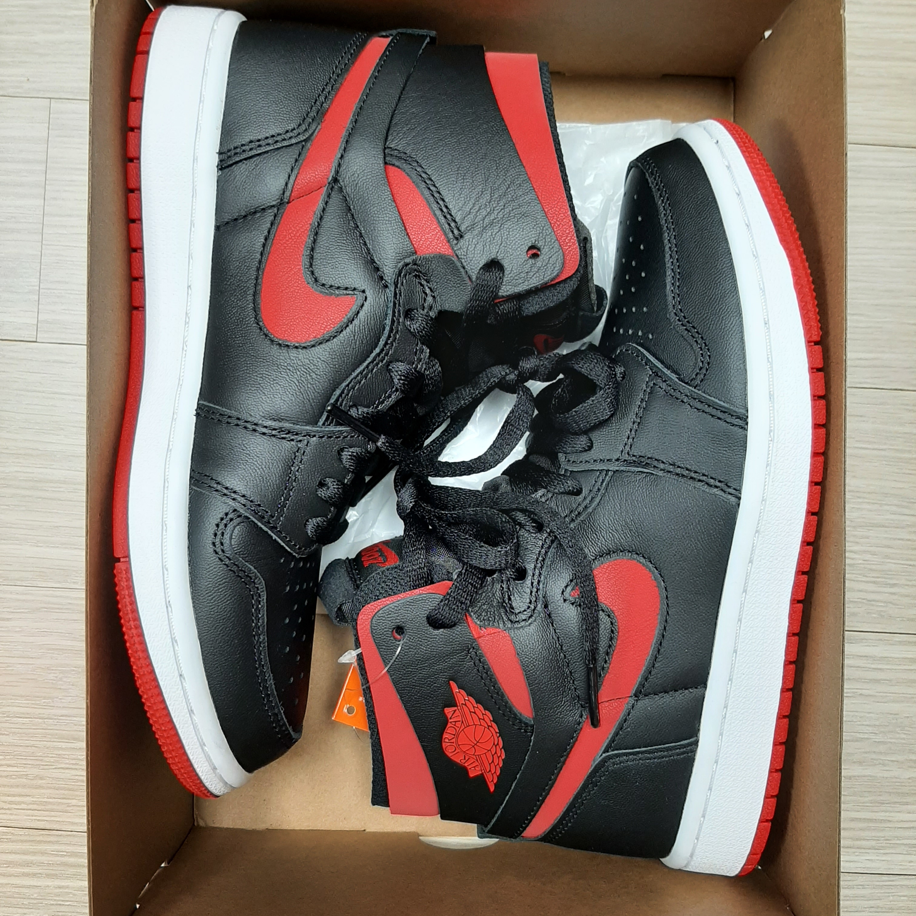 (W) Jordan 1 Zoom Air CMFT Bred 착용 스타일 - 4