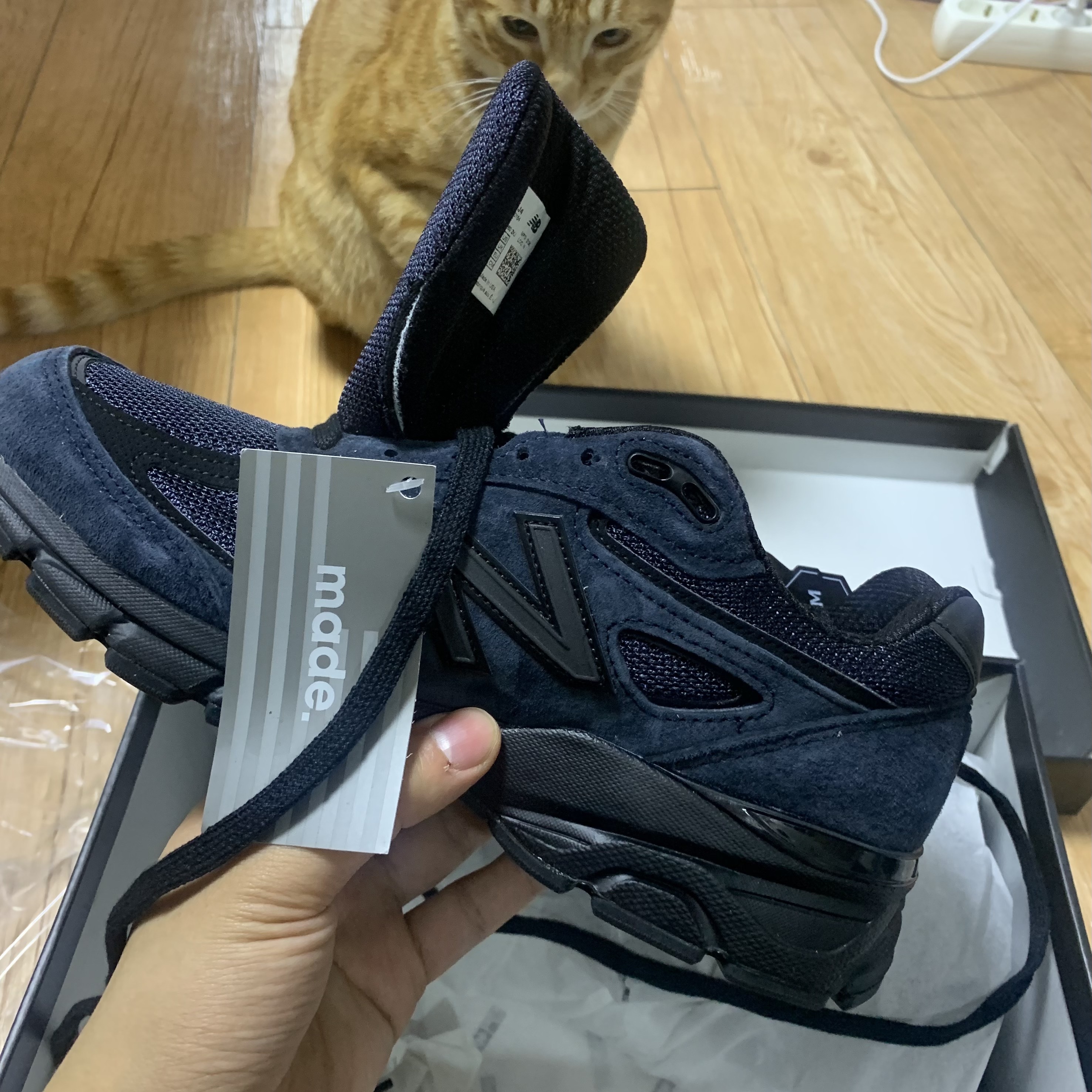 New Balance x JJJJound 990v4 Navy 착용 스타일 - 4