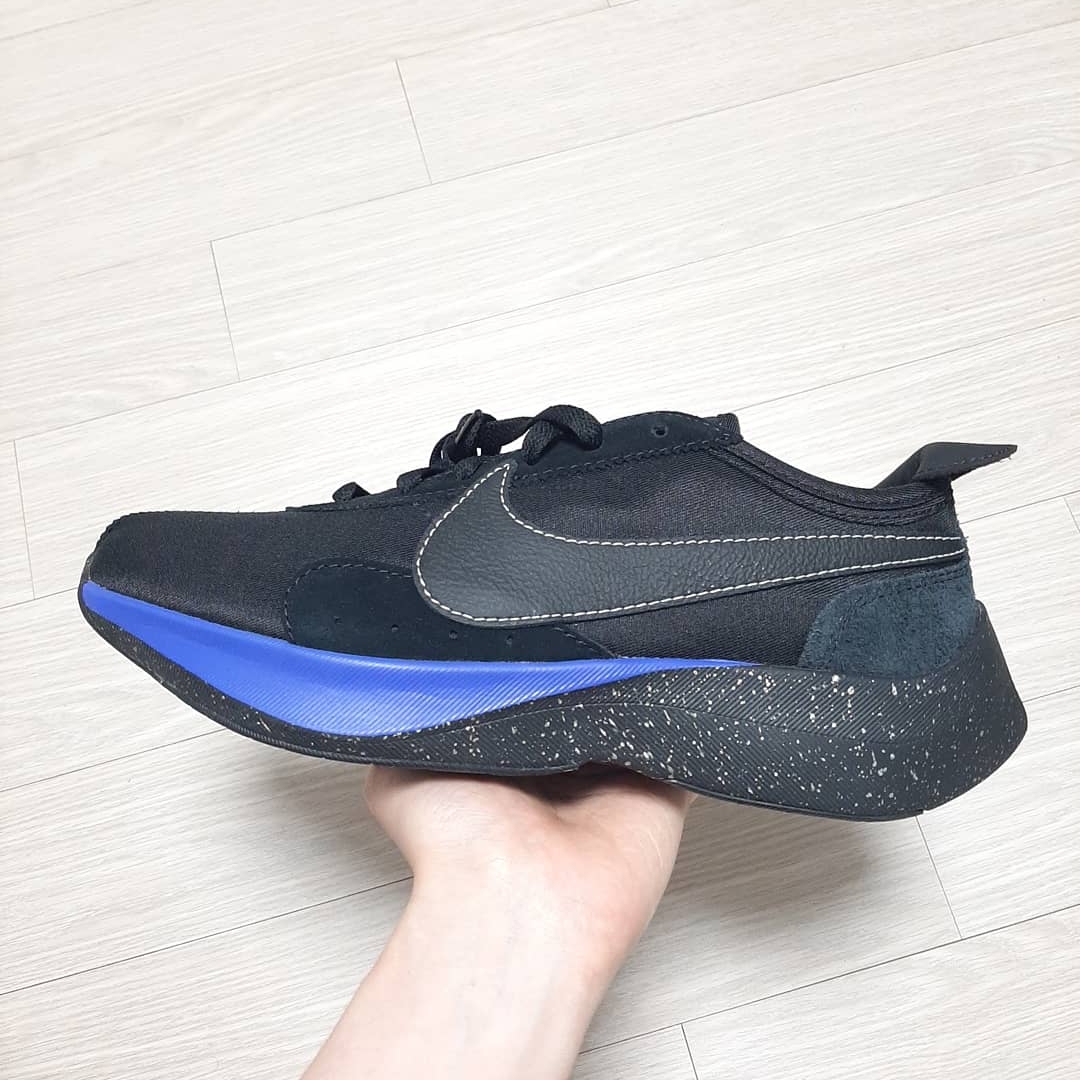 Nike Moon Racer Black Racer Blue 착용 스타일