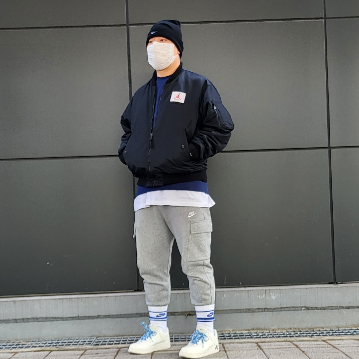 Nike Air Force 1 '07 Sail Black 착용 스타일