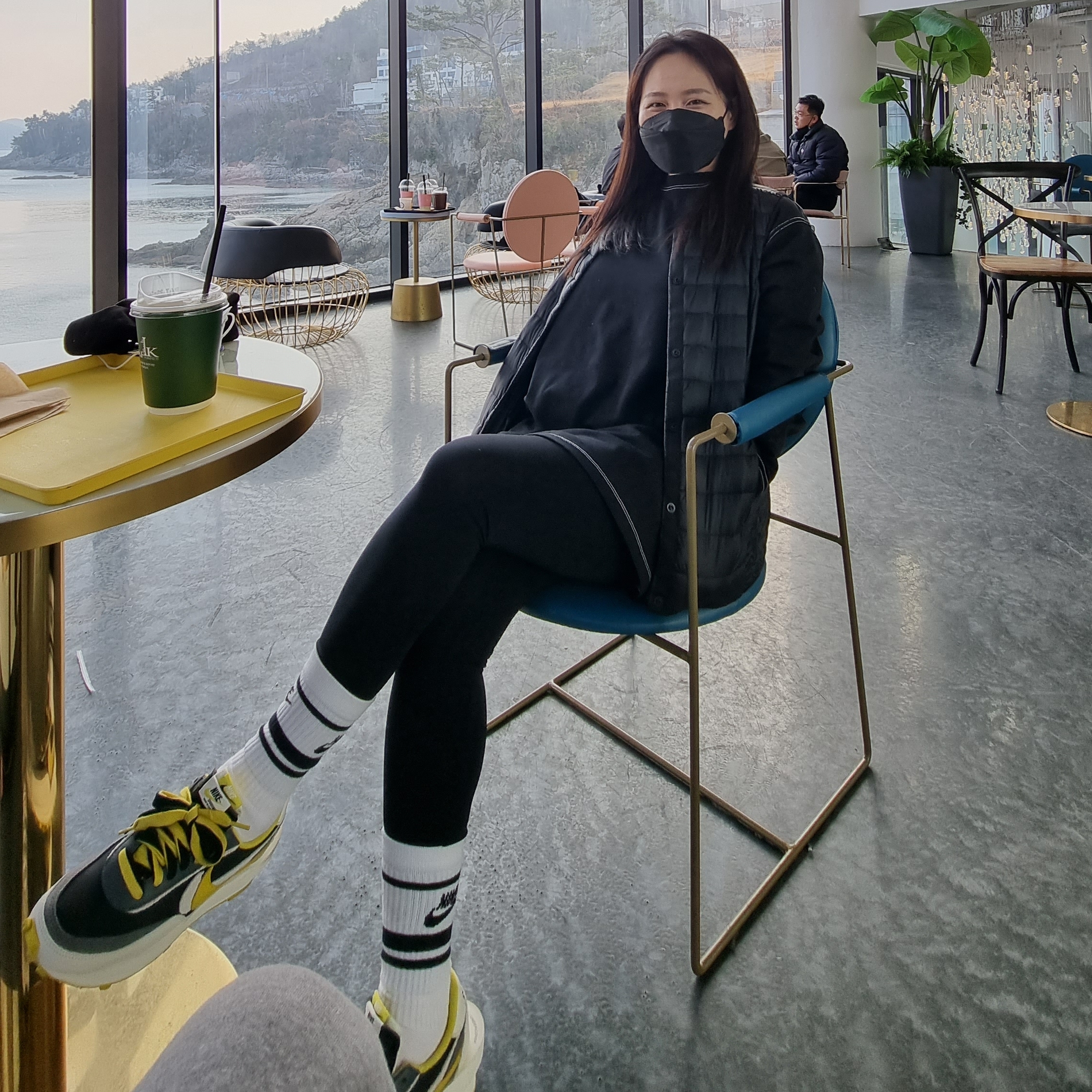 Nike x Sacai x Undercover LDWaffle Black Bright Citron 착용 스타일