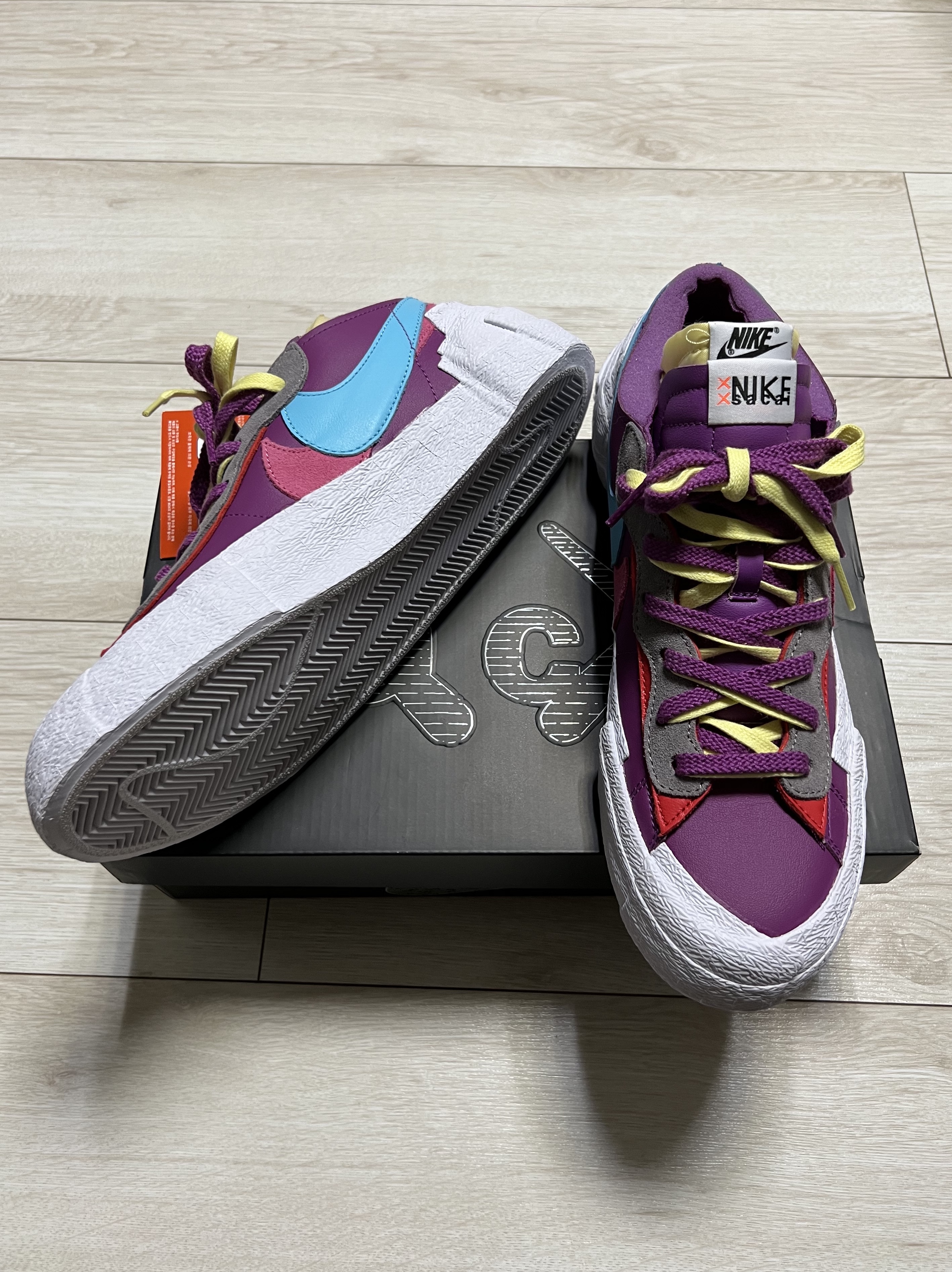 Nike x Sacai x Kaws Blazer Low Purple Dusk 착용 스타일 - 2