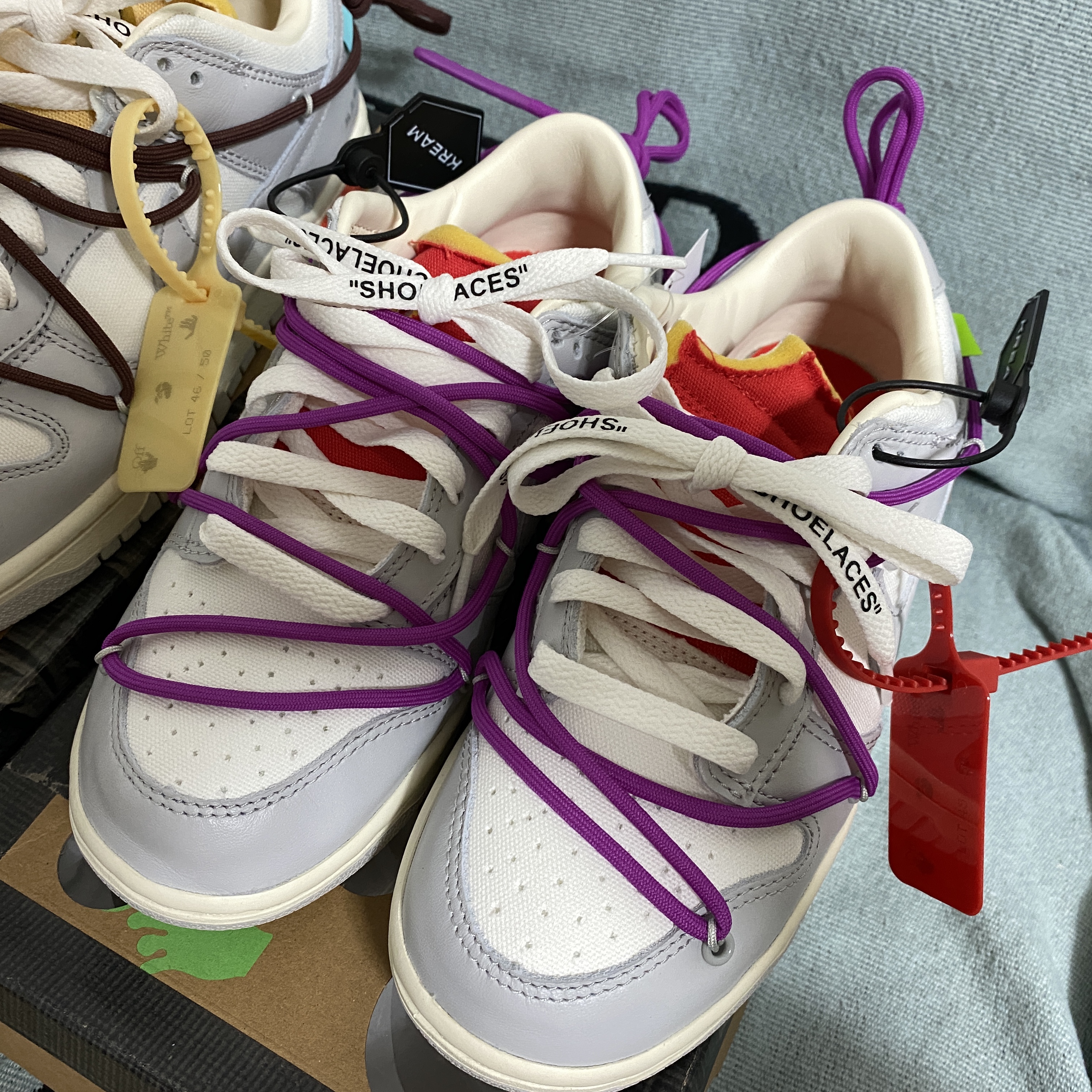 Nike x Off-White Dunk Low The 50 - Lot 45, Nike x Off-White Dunk Low The 50 - Lot 46 착용 스타일 - 2