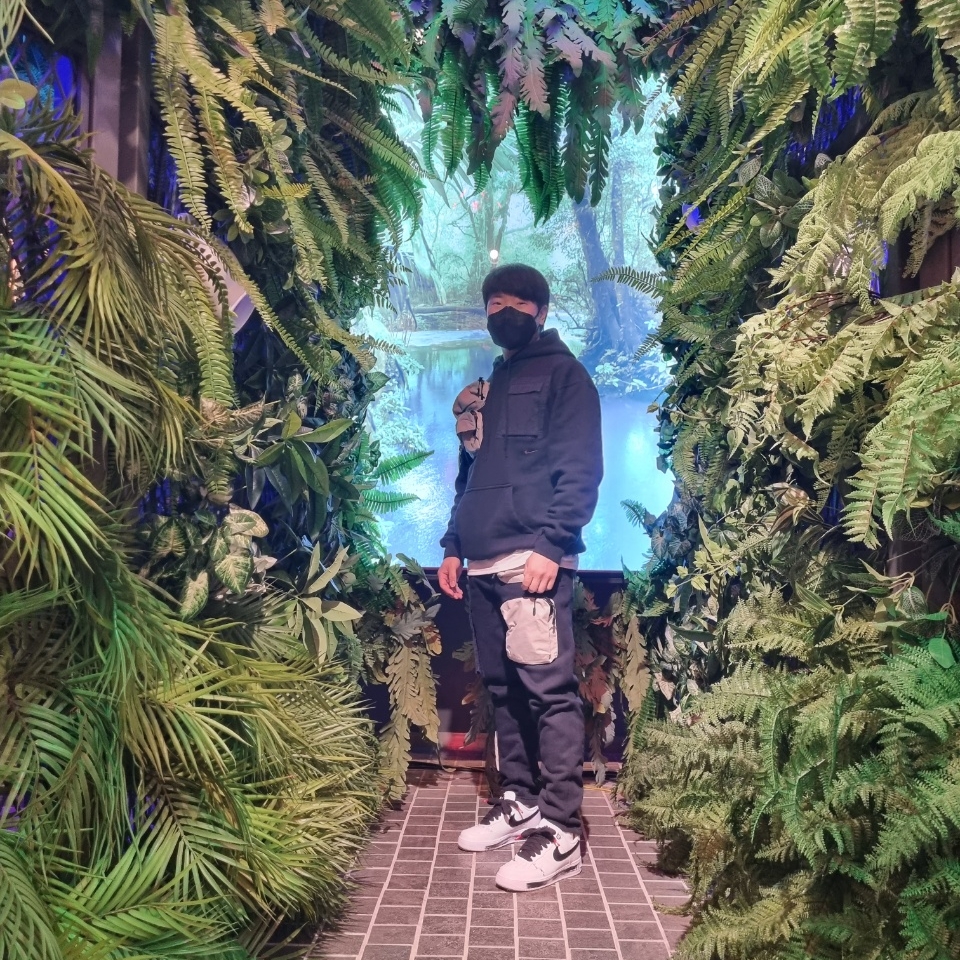 KREAM 프로필 이미지