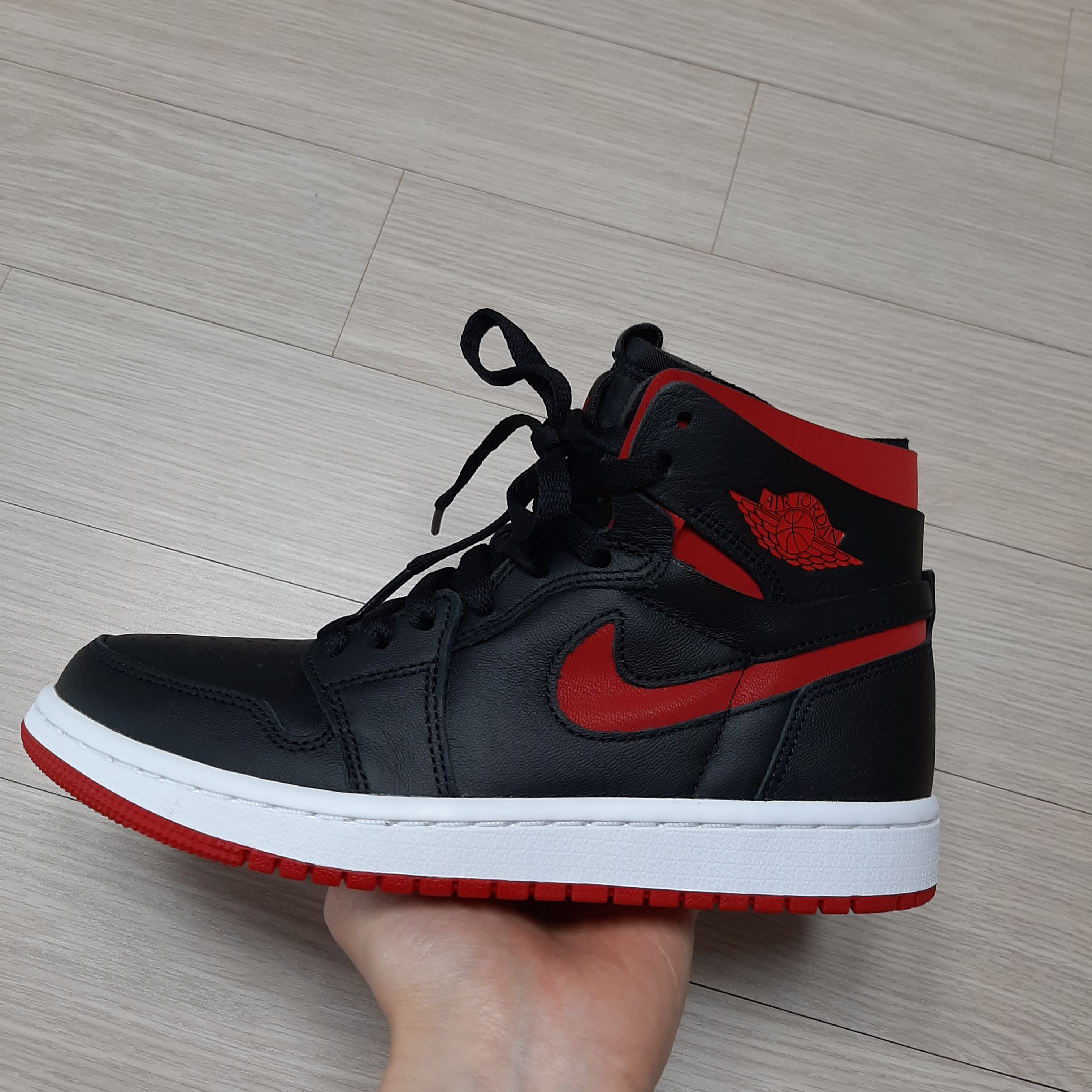 (W) Jordan 1 Zoom Air CMFT Bred 착용 스타일 - 2
