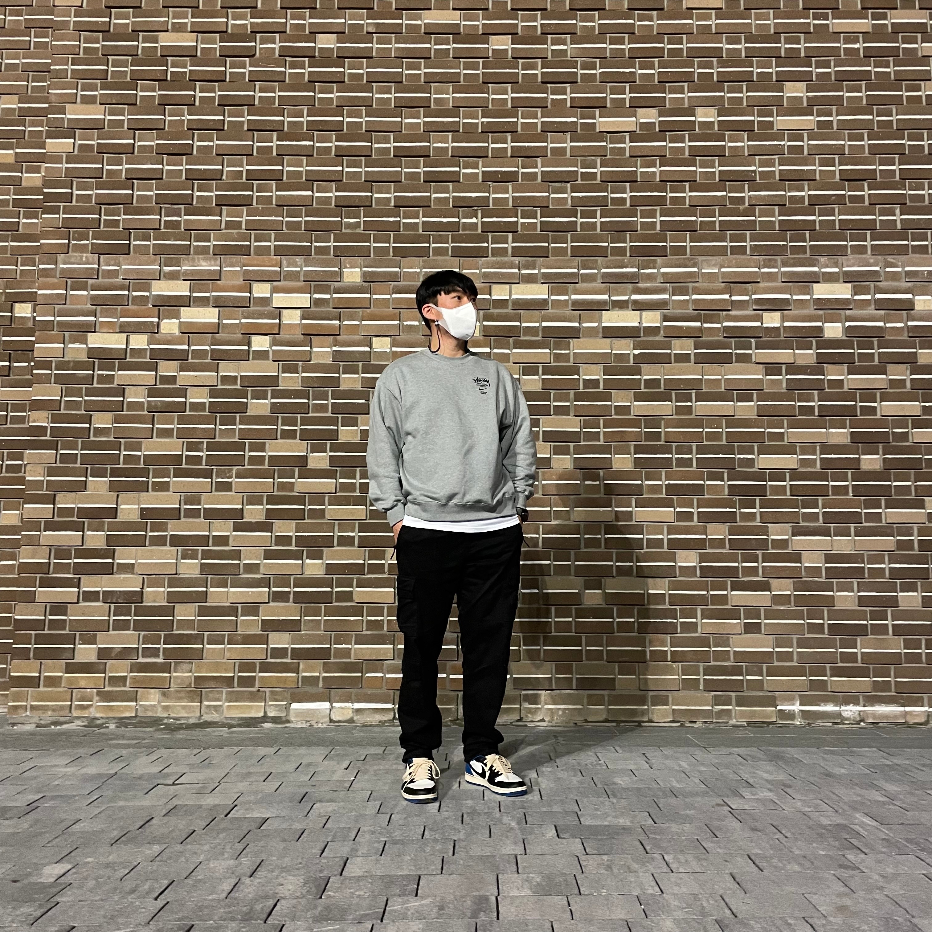 Jordan 1 x Travis Scott x Fragment Retro Low OG SP Military Blue, Nike x Stussy NRG ZR Fleece Crewneck Heather Grey - US/EU 착용 스타일