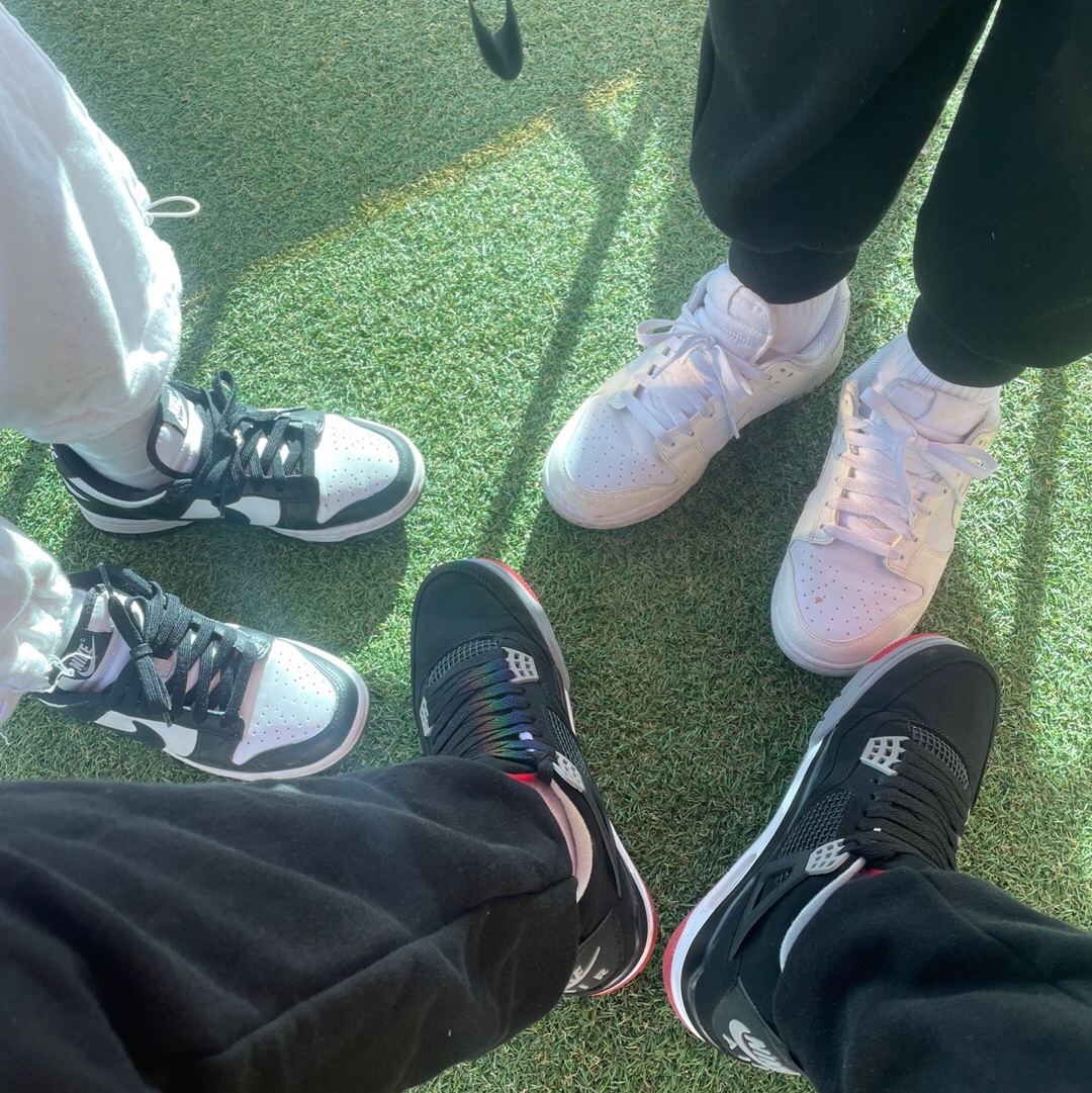 Jordan 4 Retro Bred 2019, (W) Nike Dunk Low Black 착용 스타일