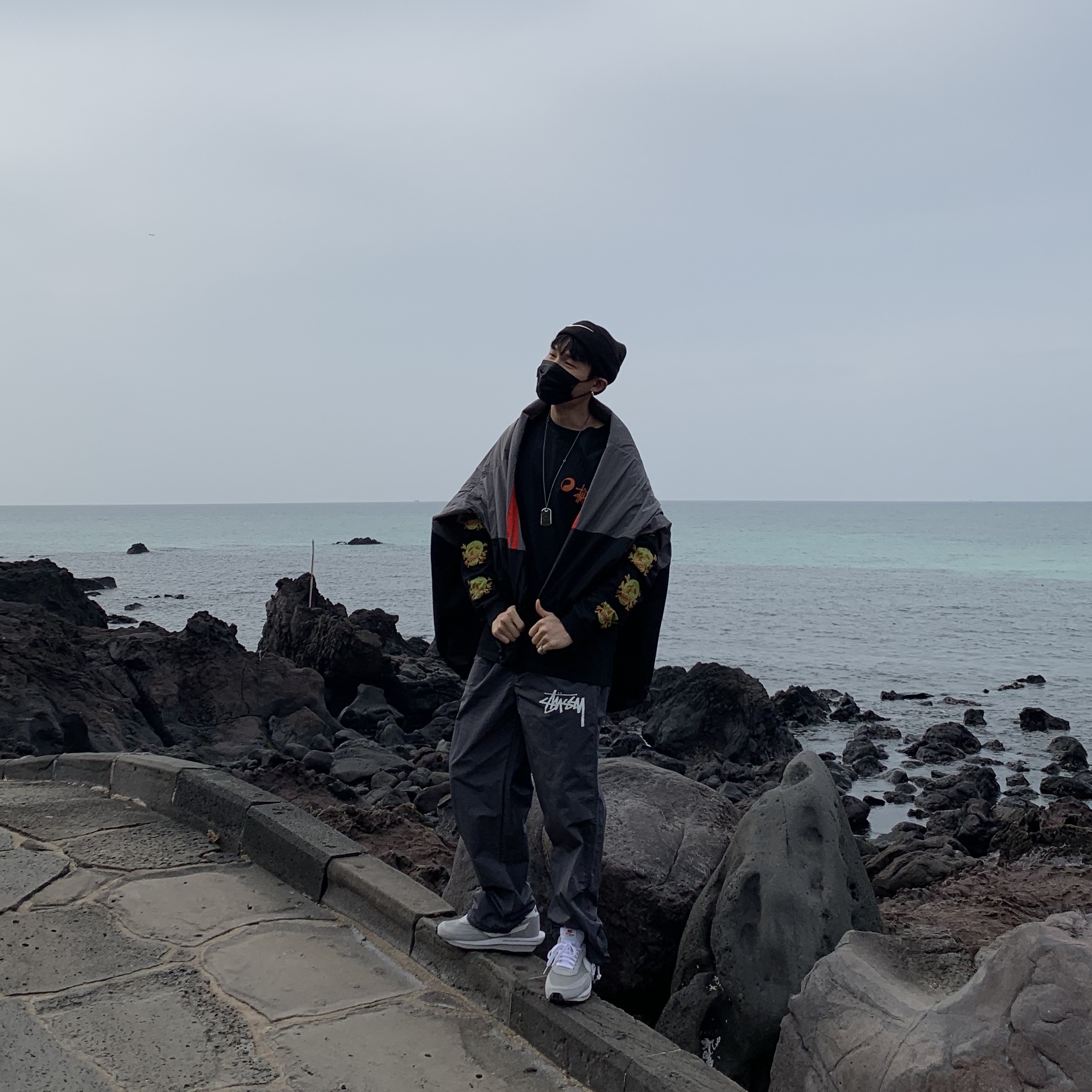 Nike x Sacai x Fragment LDWaffle Light Smoke Grey 착용 스타일 - 2