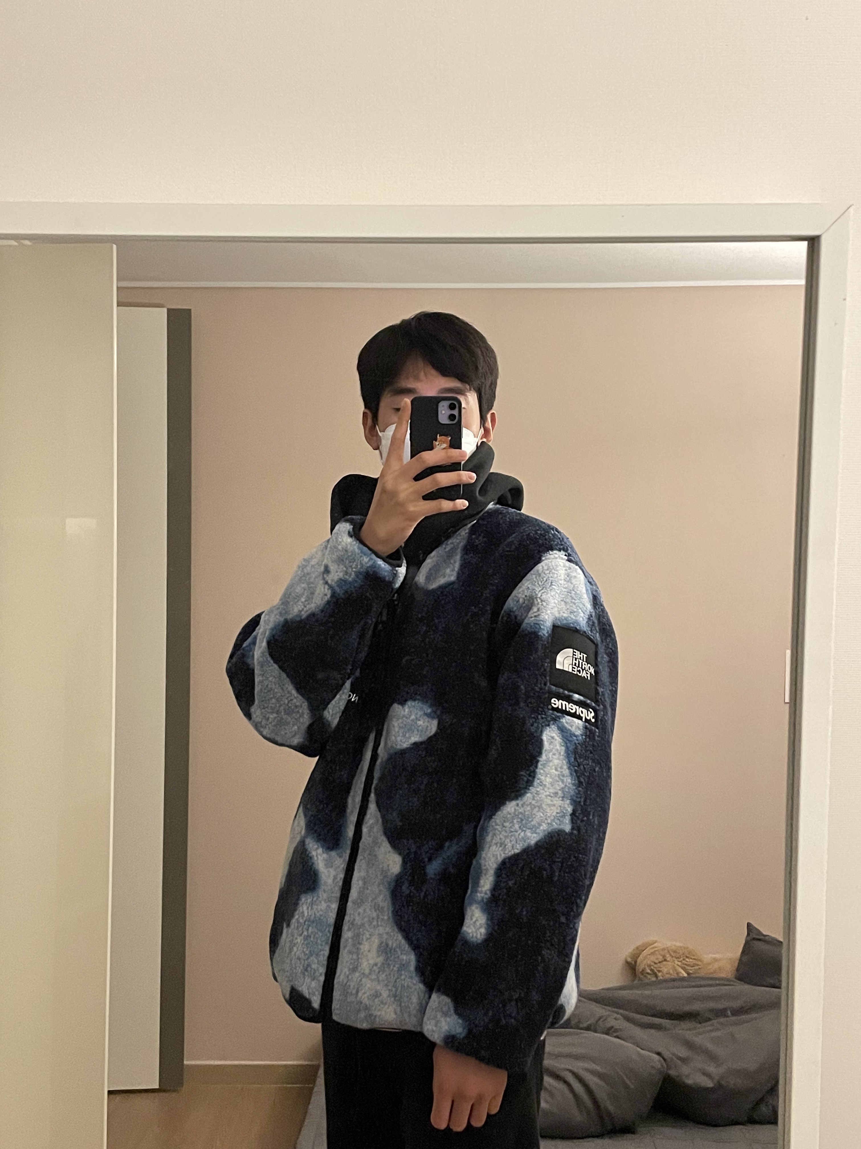 Supreme x The North Face Bleached Denim Print Fleece Jacket Indigo - 21FW 착용 스타일 - 1