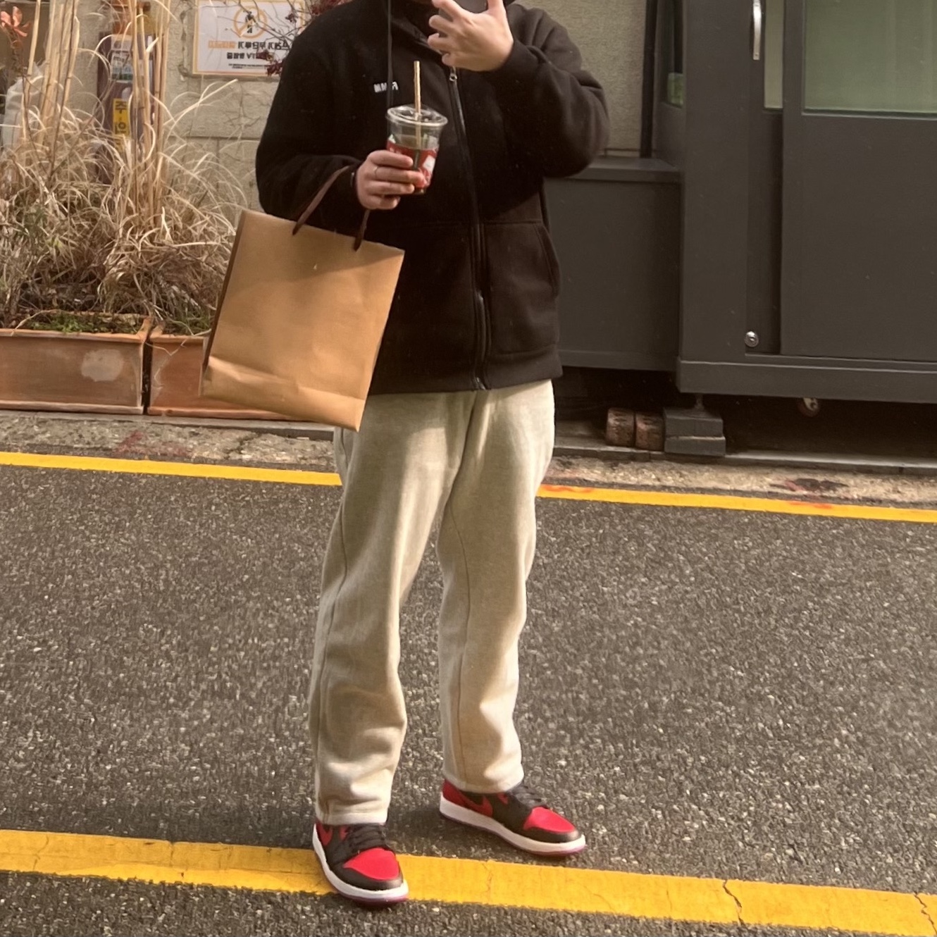 Jordan 1 Mid Bred Banned 2020 착용 스타일
