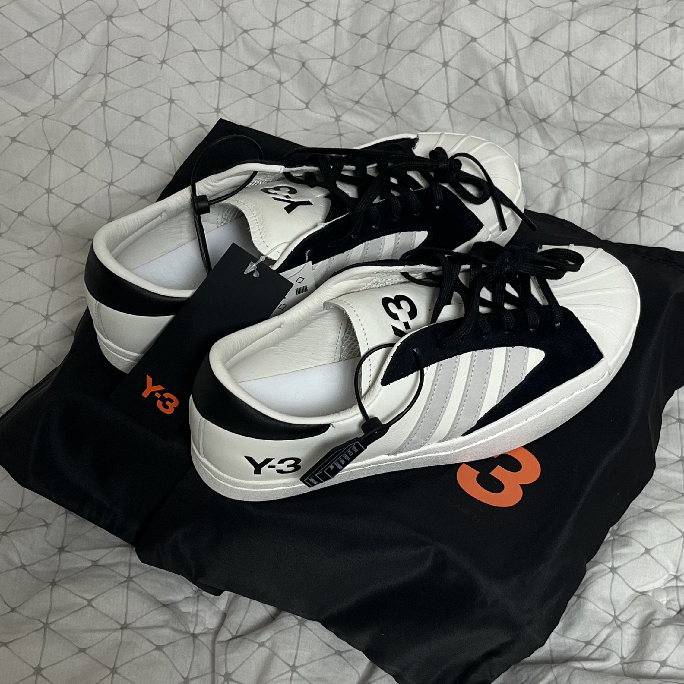 Y-3 Yohji Star White 착용 스타일 - 2