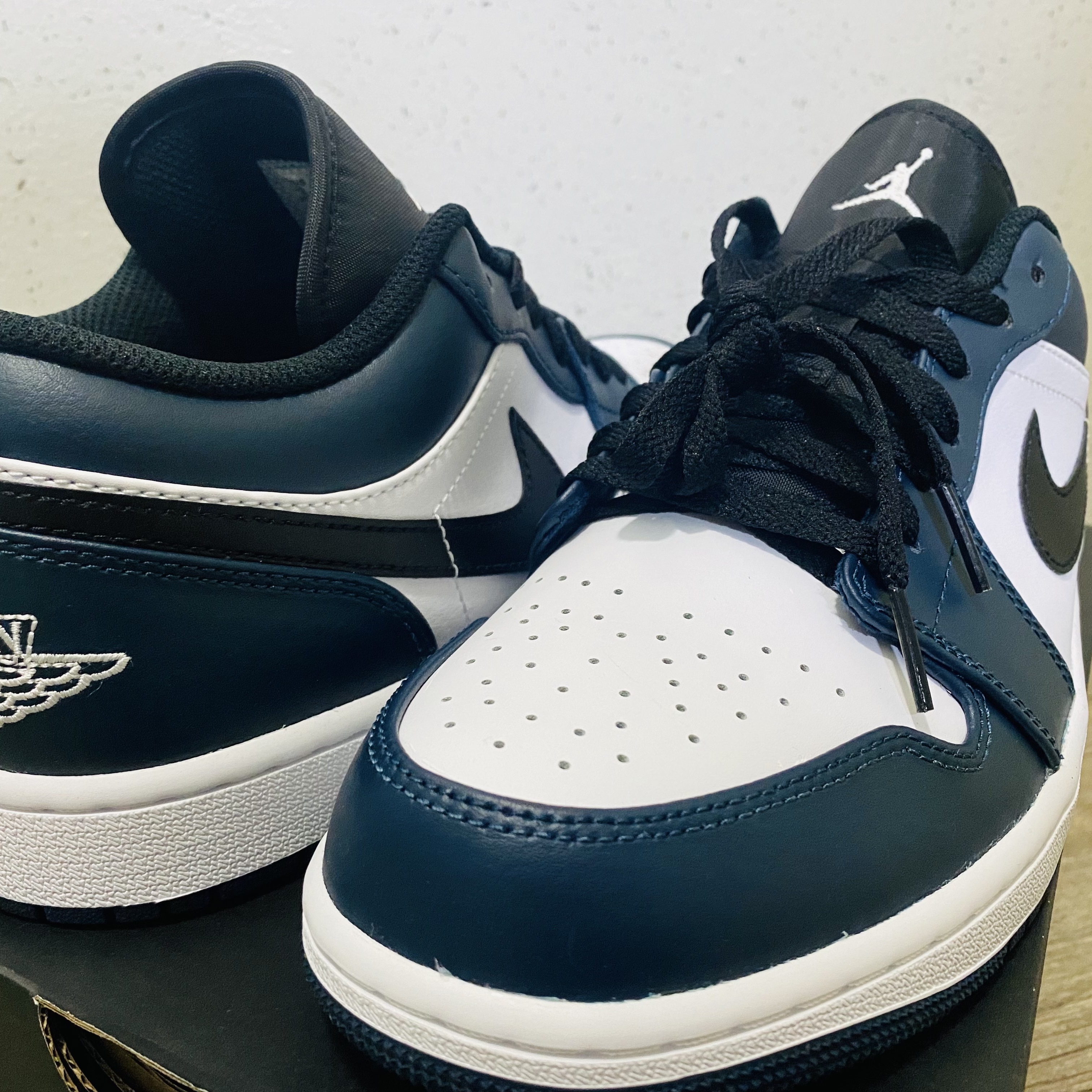 Jordan 1 Low Dark Teal 착용 스타일 - 1