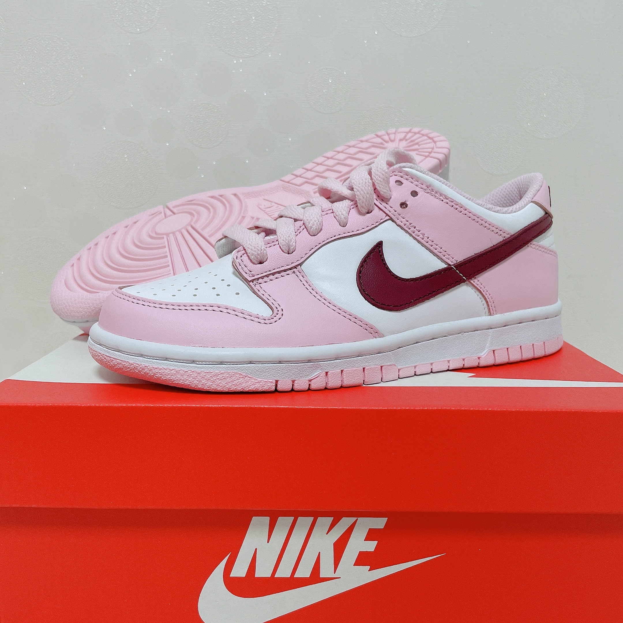 (GS) Nike Dunk Low Pink Foam 착용 스타일 - 4