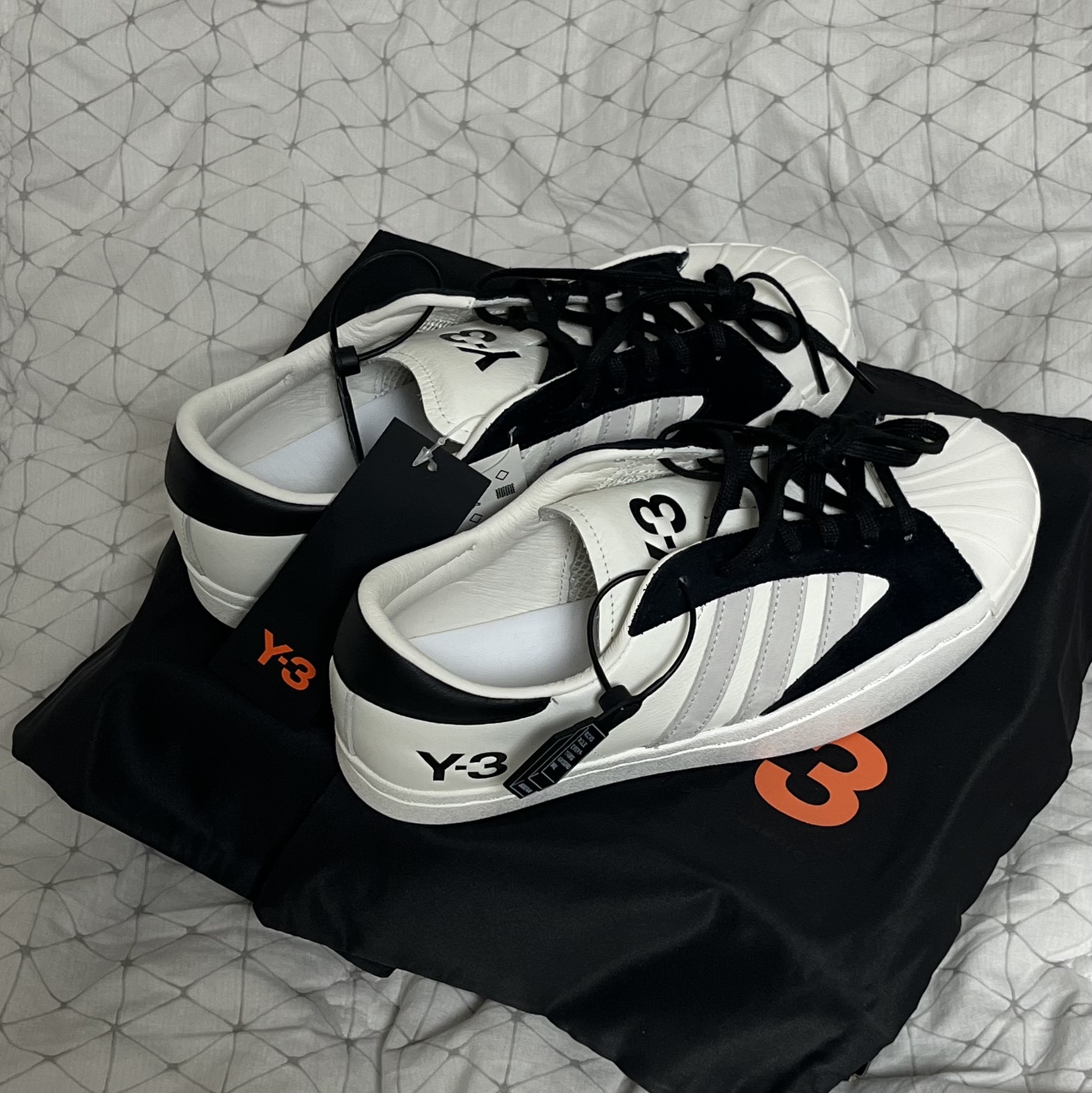 Y-3 Yohji Star White 착용 스타일 - 1