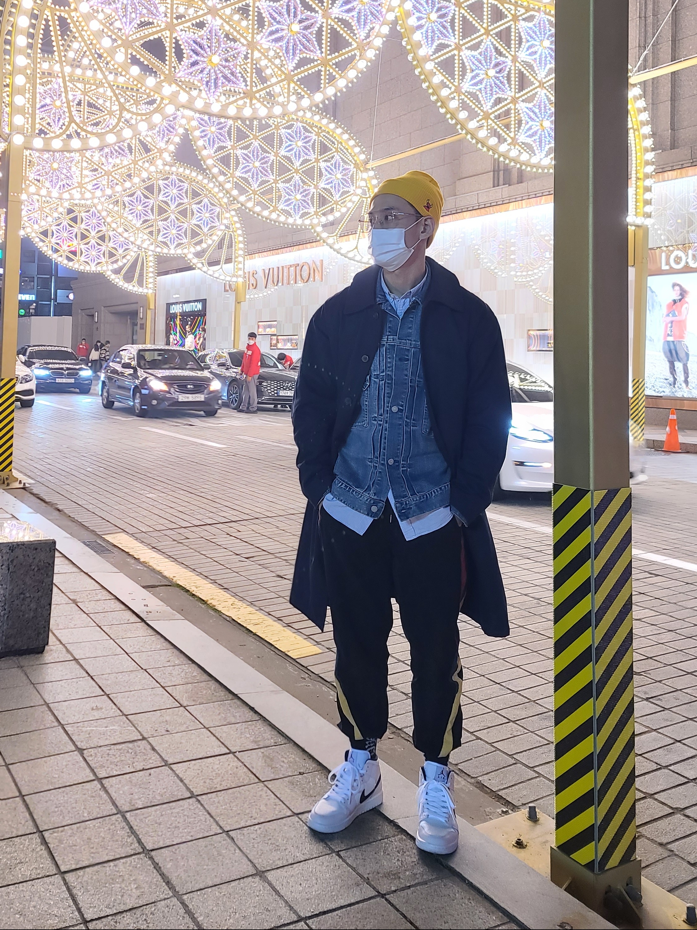(W) Jordan 1 Mid Barely Rose 착용 스타일