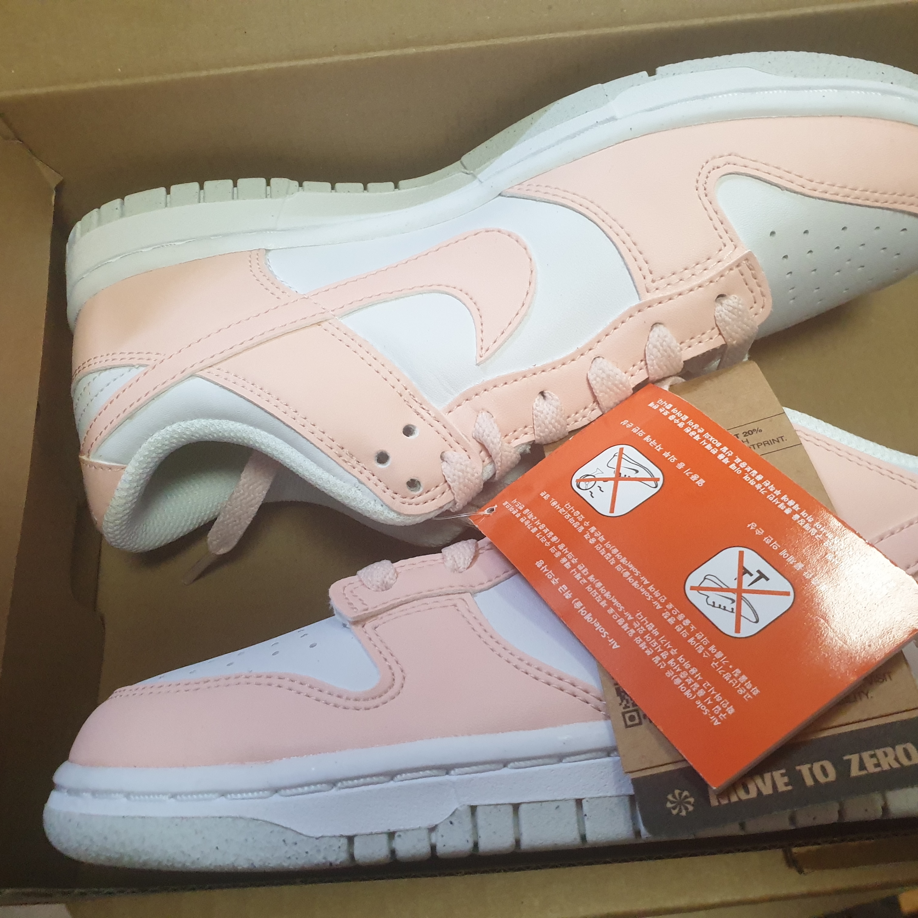 (W) Nike Dunk Low Next Nature Pale Coral 착용 스타일