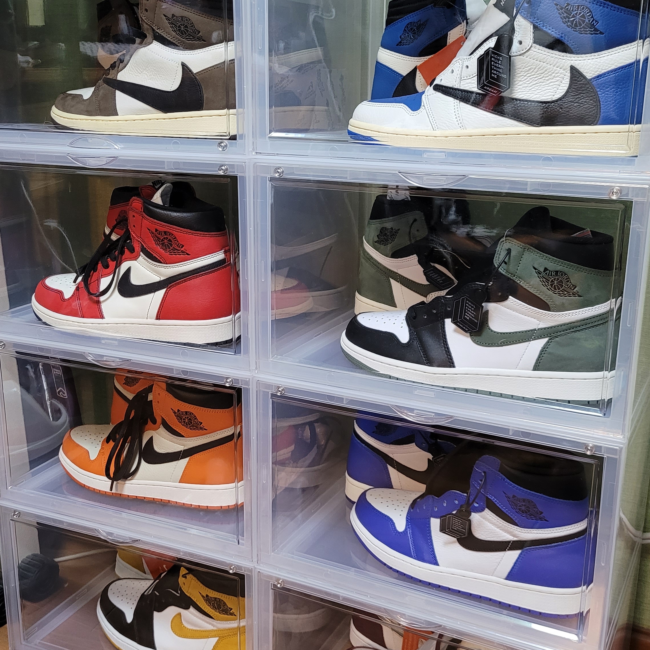 Jordan 1 x Travis Scott x Fragment Retro High OG SP Military Blue, Jordan 1 x Travis Scott Retro High OG SP Mocha 착용 스타일 - 2