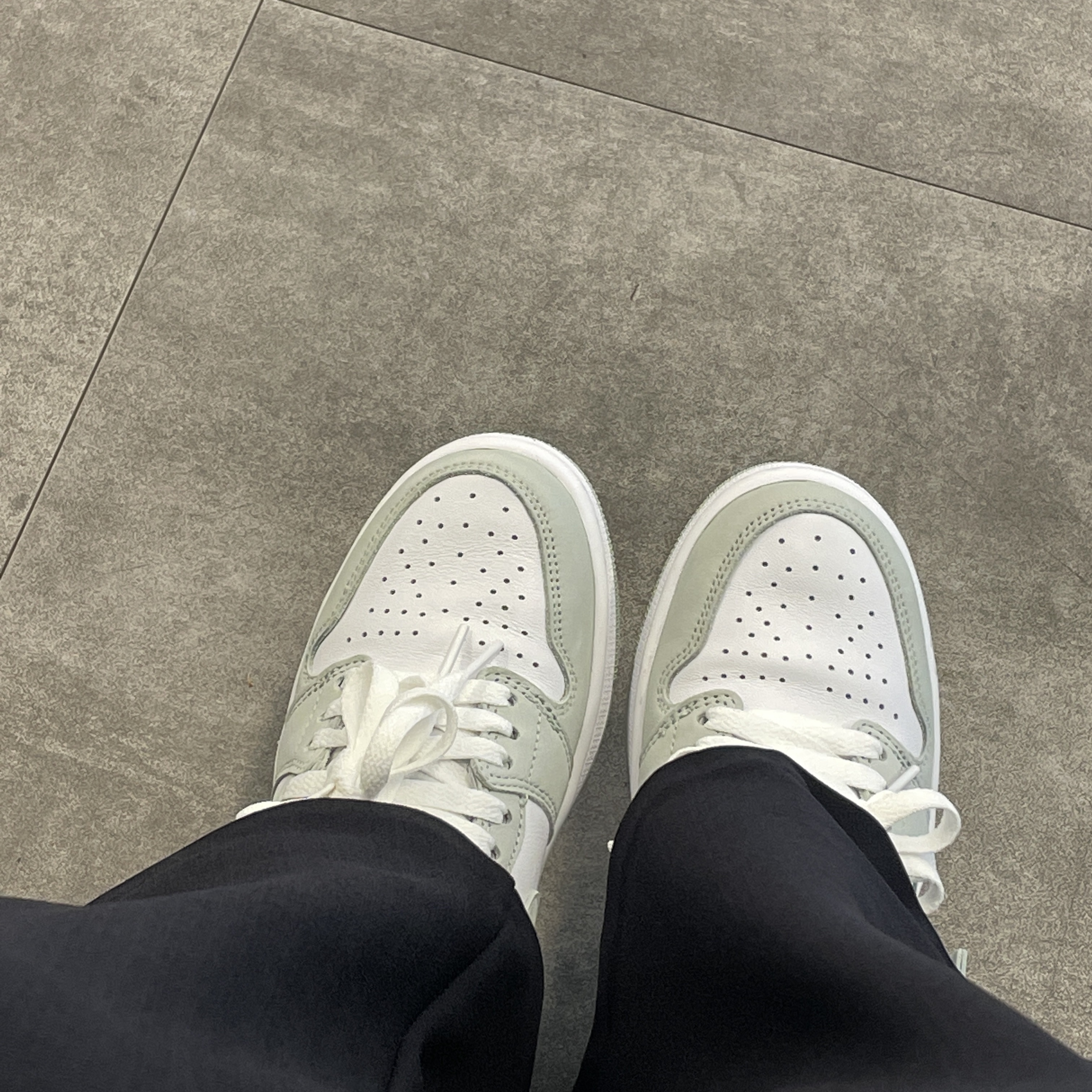 (W) Jordan 1 Retro High OG Seafoam 착용 스타일
