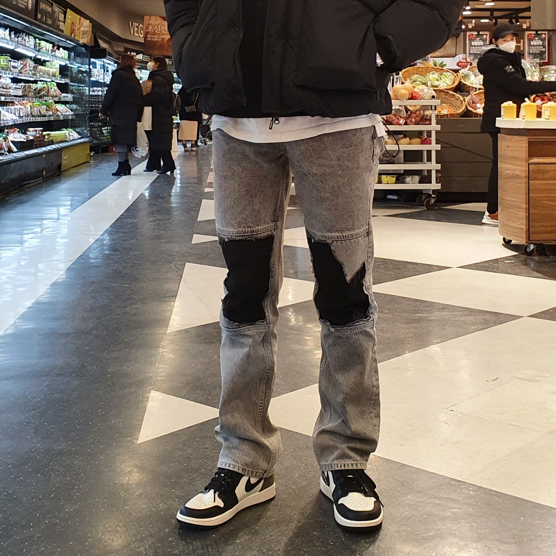 Jordan 1 Retro High OG Black Mocha 착용 스타일 - 2