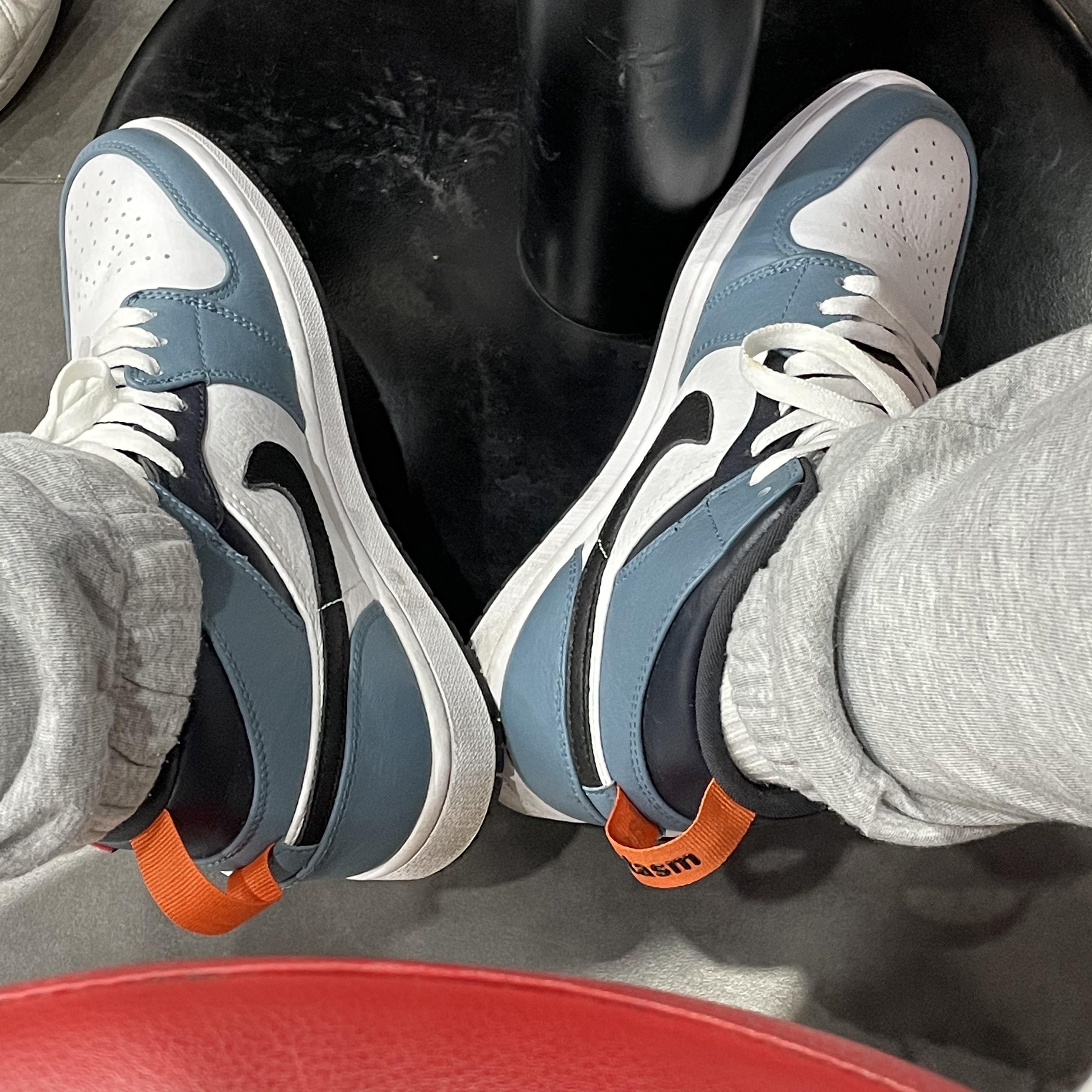 Jordan 1 x Facetasm Mid SE Fearless 착용 스타일