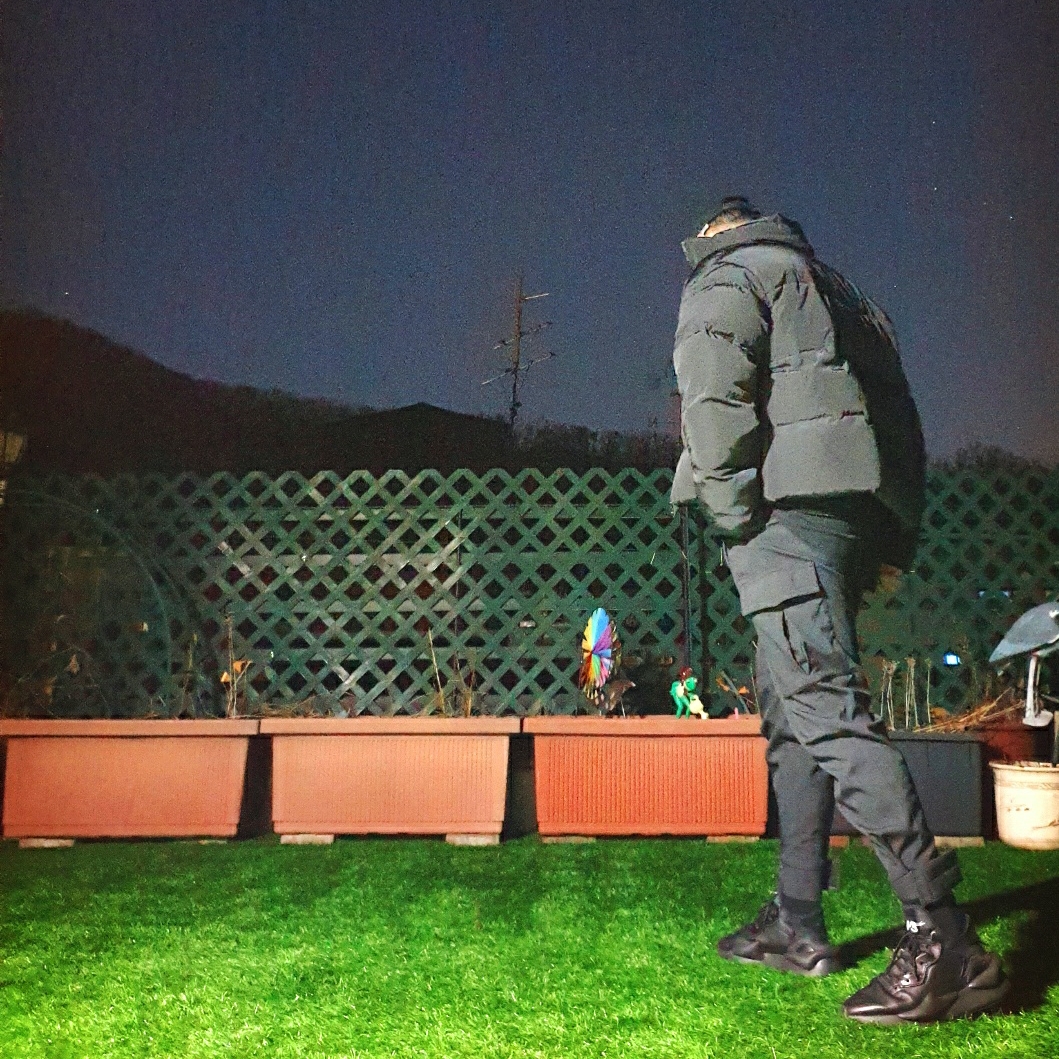 Y-3 Kaiwa Core Black 착용 스타일 - 2