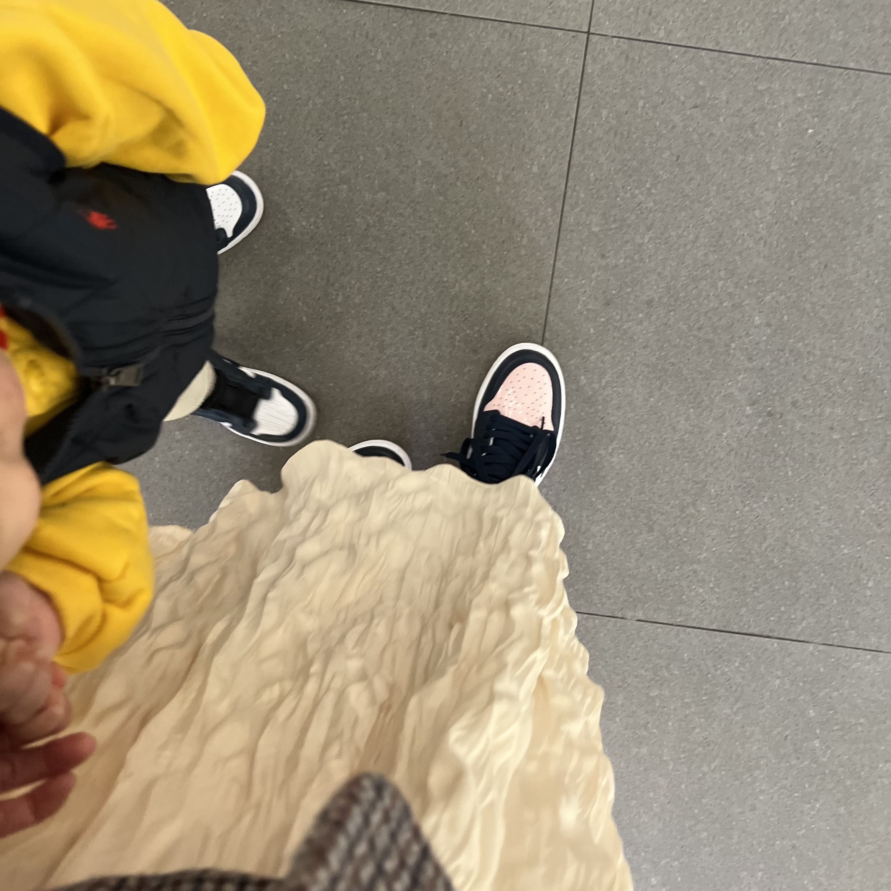 (W) Jordan 1 Retro High OG Atmosphere 착용 스타일