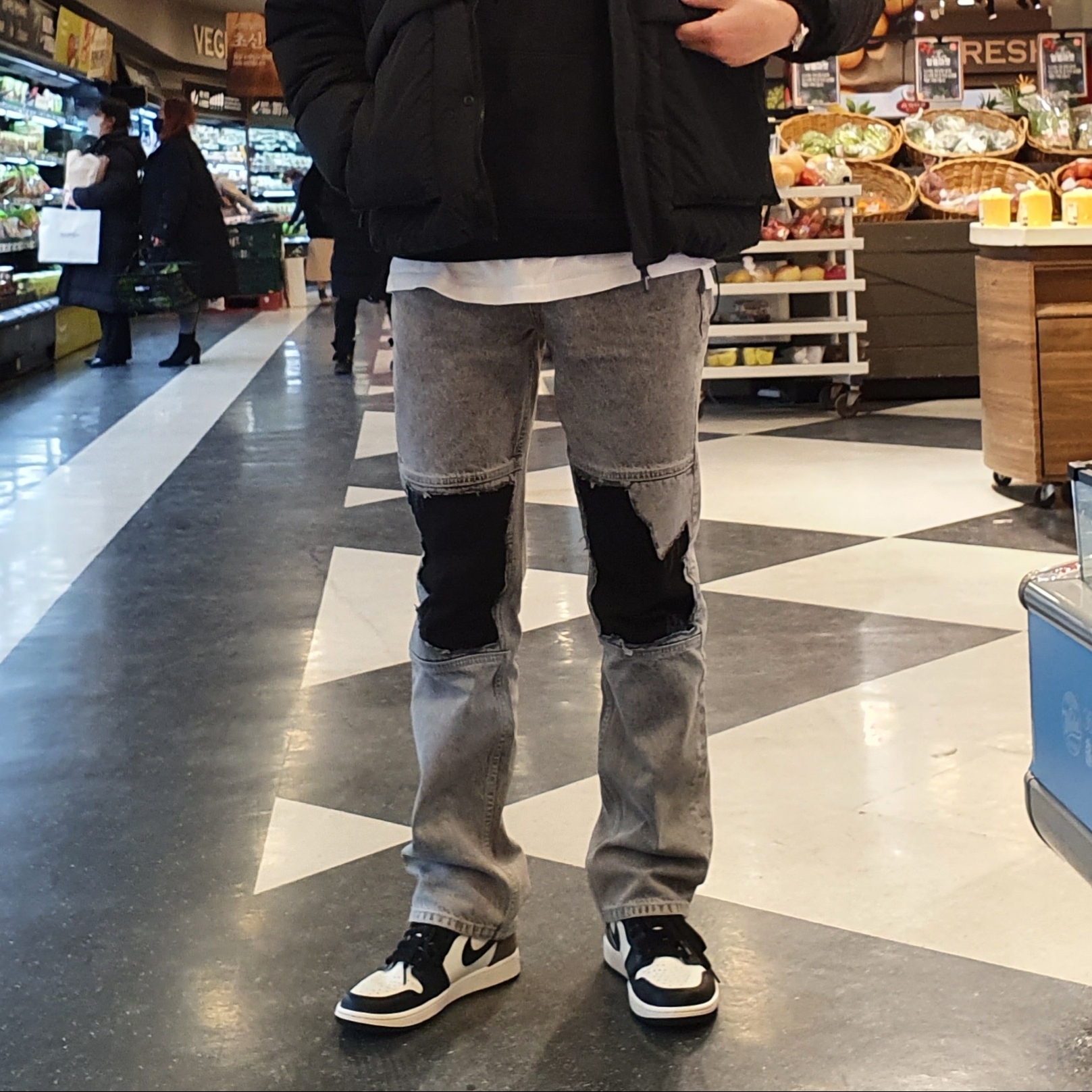 Jordan 1 Retro High OG Black Mocha 착용 스타일 - 1