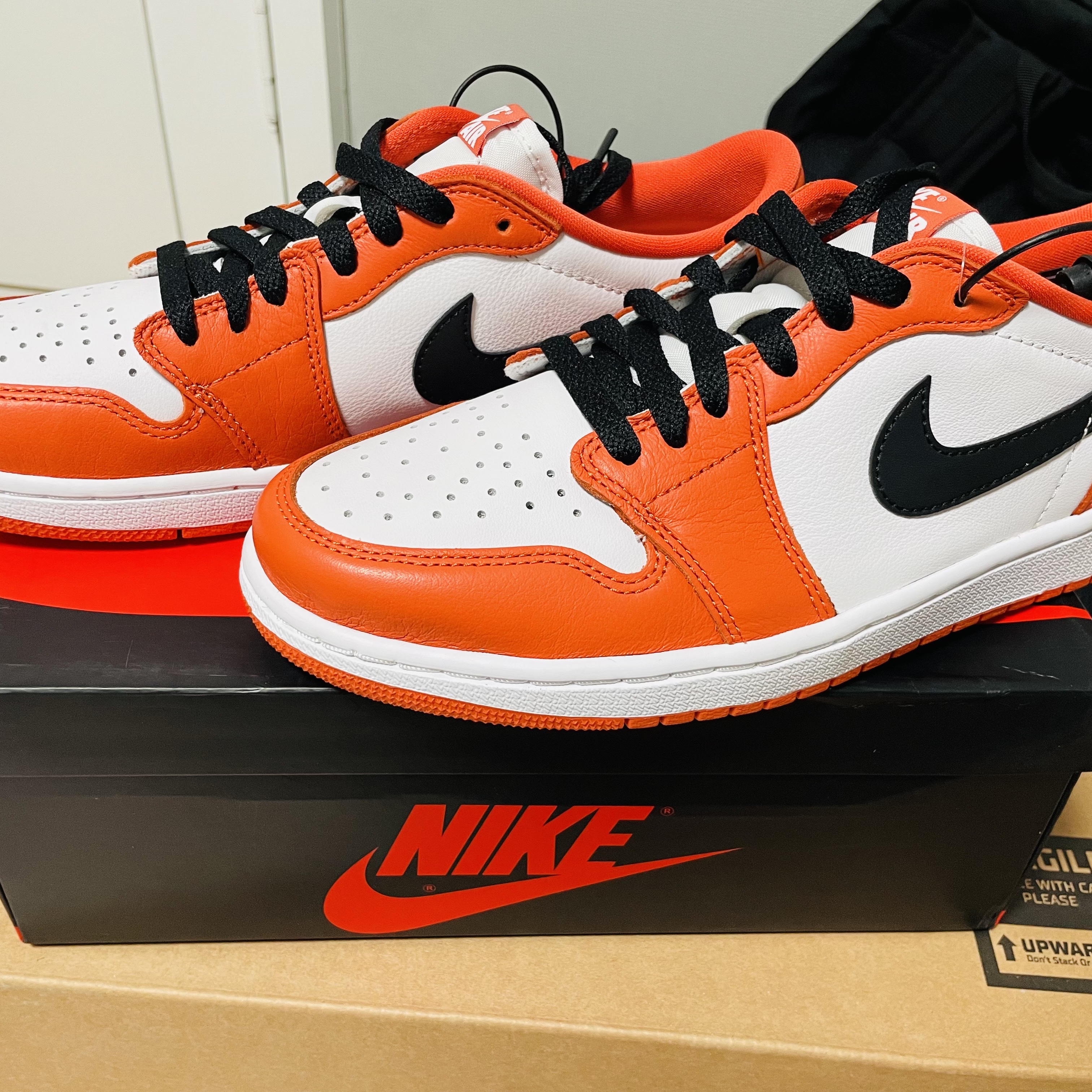 Jordan 1 Low OG Starfish 착용 스타일 - 3
