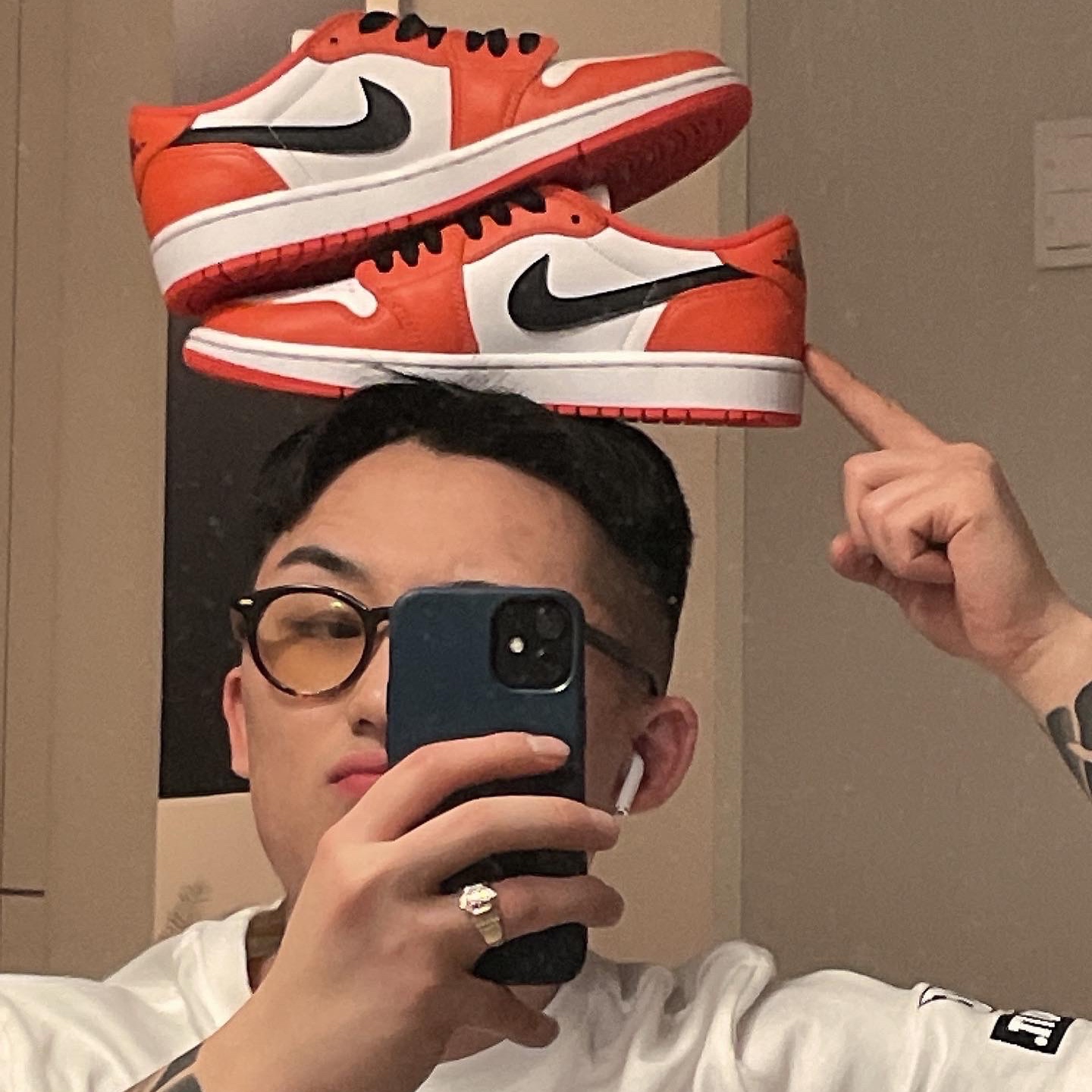 (W) Jordan 1 Low OG Starfish 착용 스타일 - 1