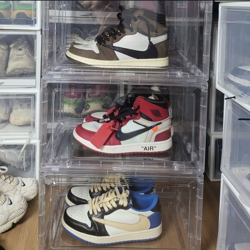 Jordan 1 x Dior Low OG, Jordan 1 x Travis Scott x Fragment Retro High OG SP Military Blue 착용 스타일 - 2