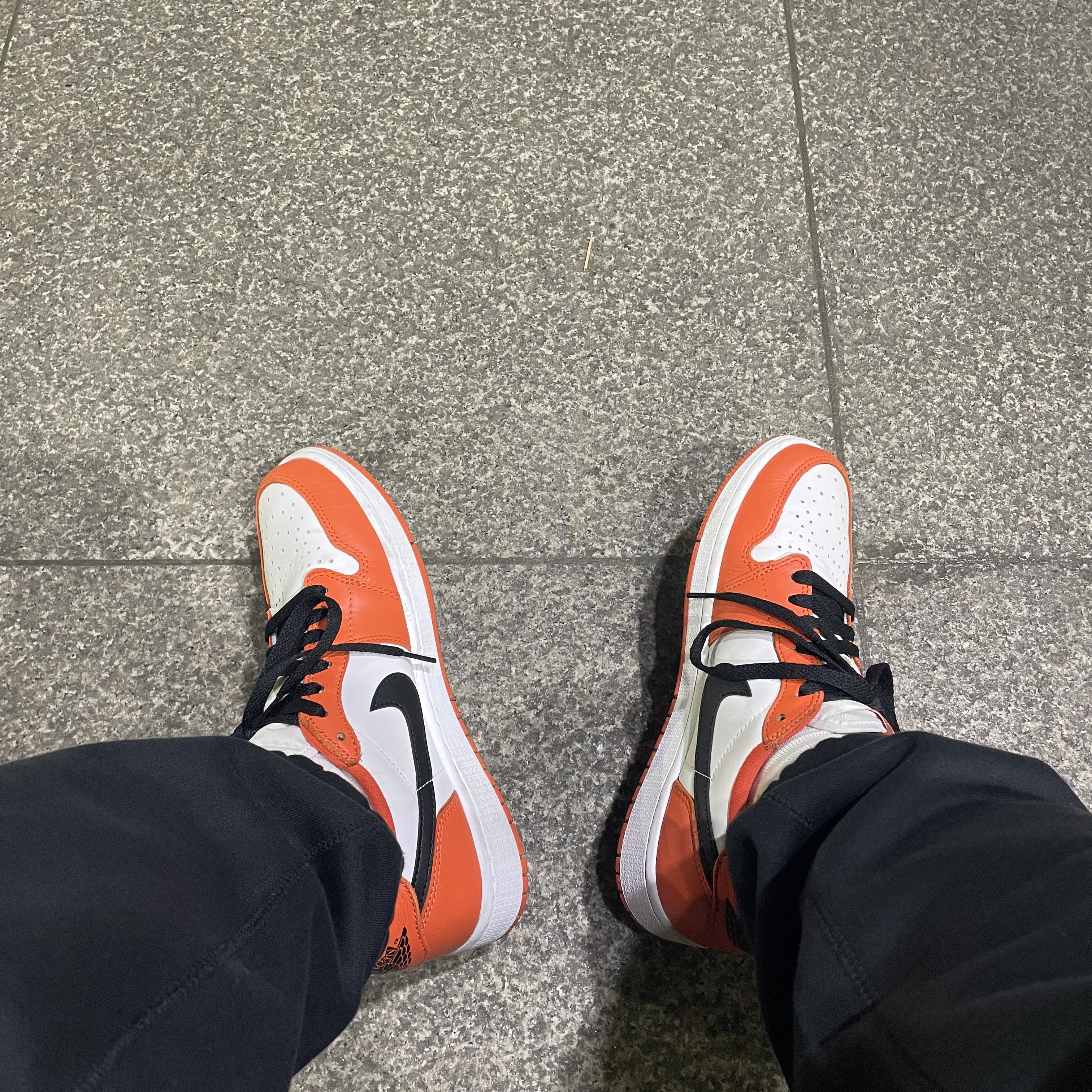 Jordan 1 Low OG Starfish 착용 스타일 - 3