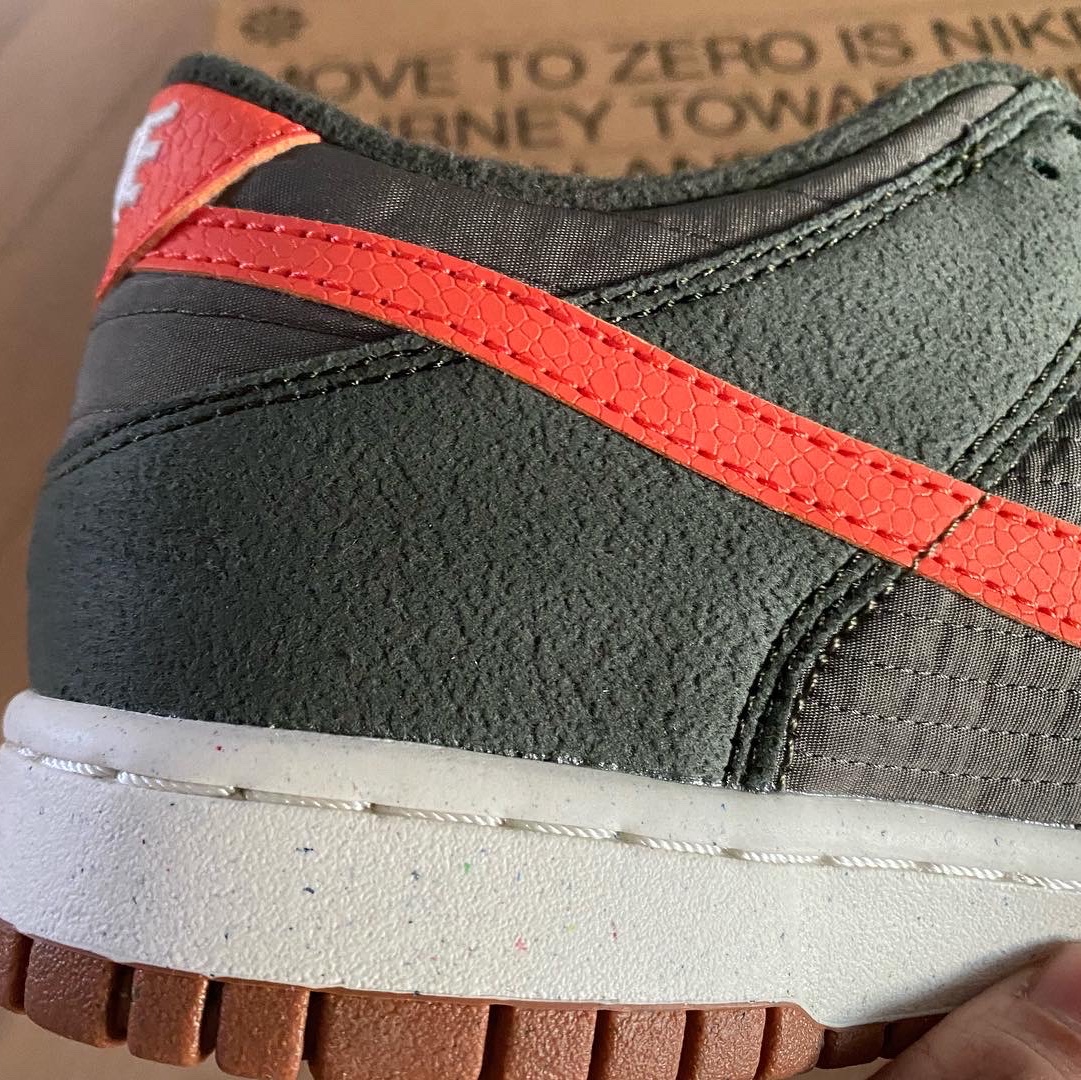 (GS) Nike Dunk Low SE Next Nature Sequoia Olive 착용 스타일 - 5