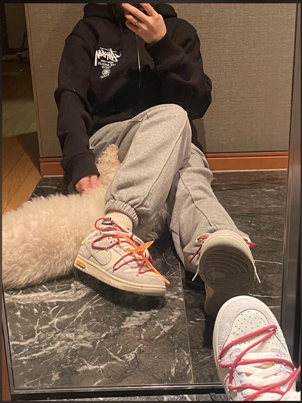 Stussy World Tour Zip Hoodie Black 2021, Nike x Off-White Dunk Low The 50 - Lot 35 착용 스타일 - 2