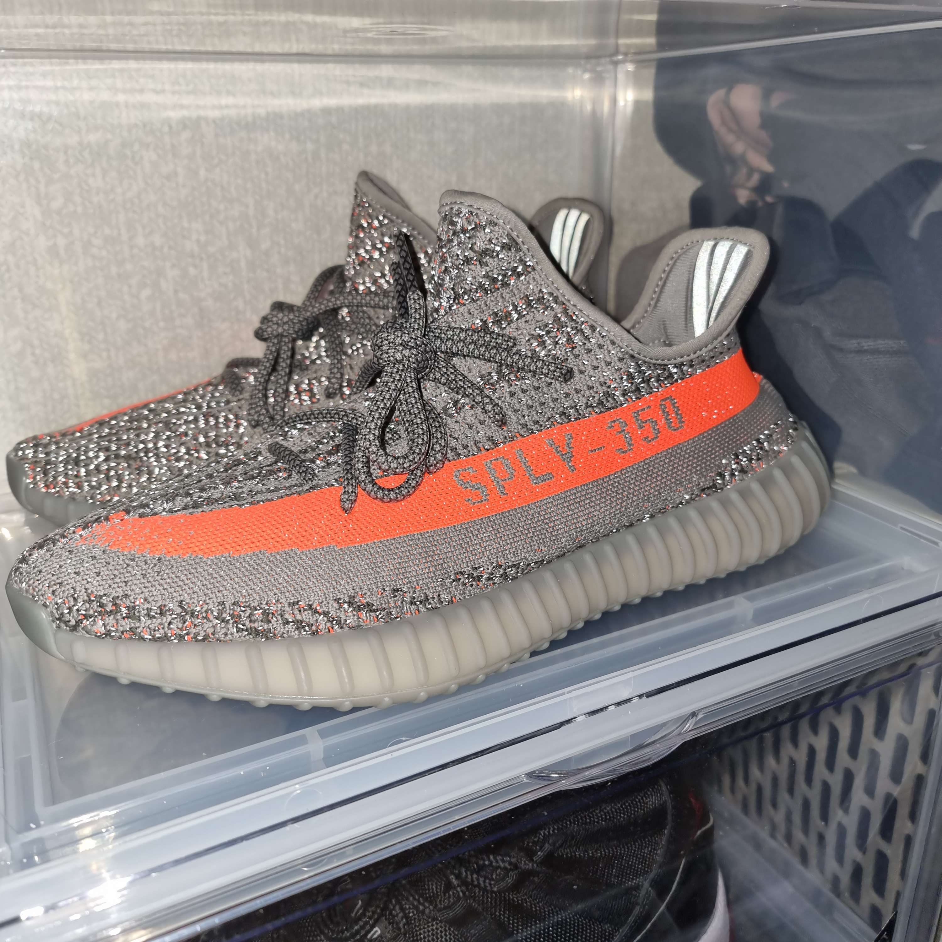 Adidas Yeezy Boost 350 V2 Beluga - Reflective 착용 스타일 - 3