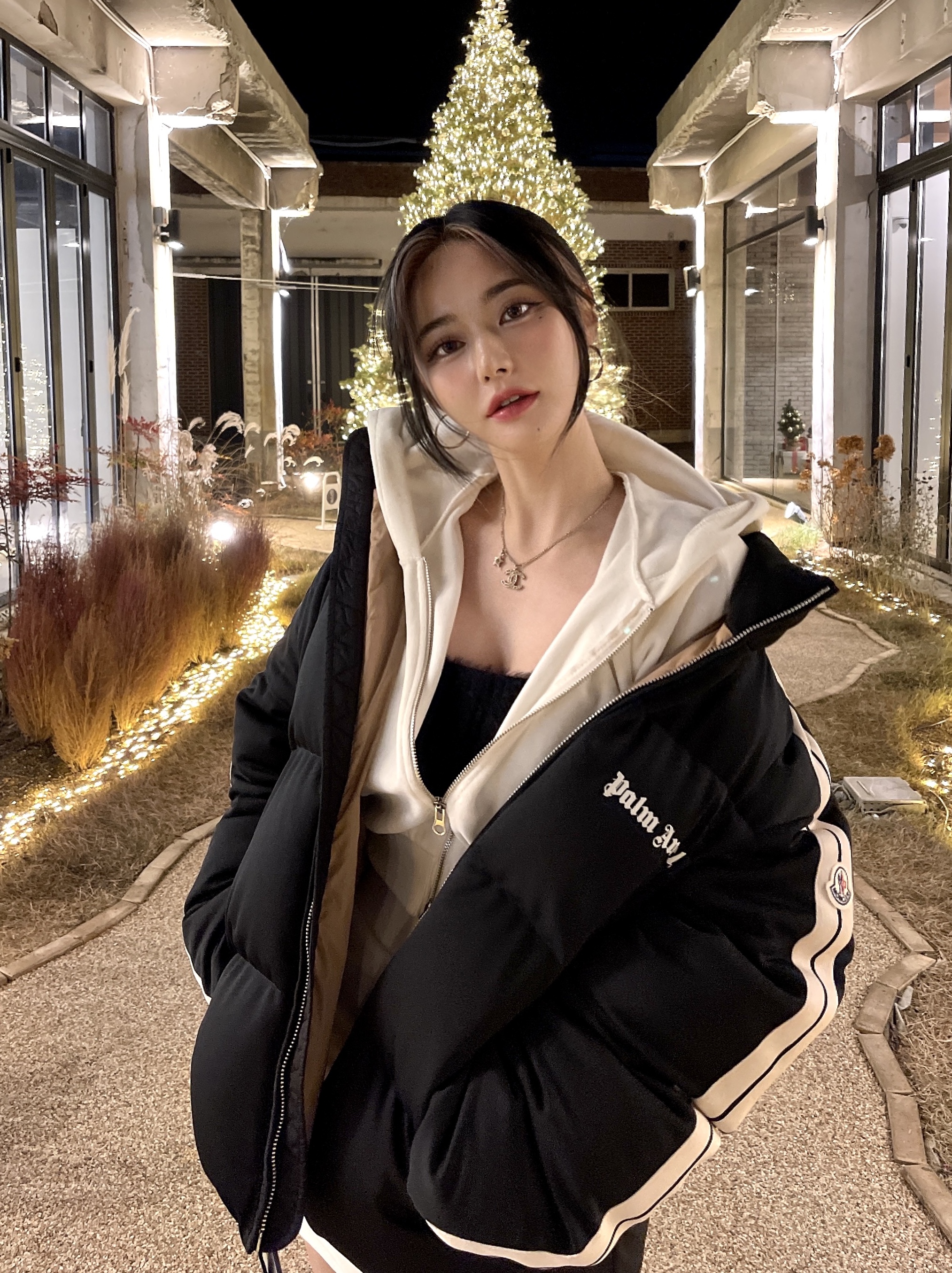 Moncler x Palm Angels Rodman Short Down Jacket Black - 21FW 착용 스타일 - 1
