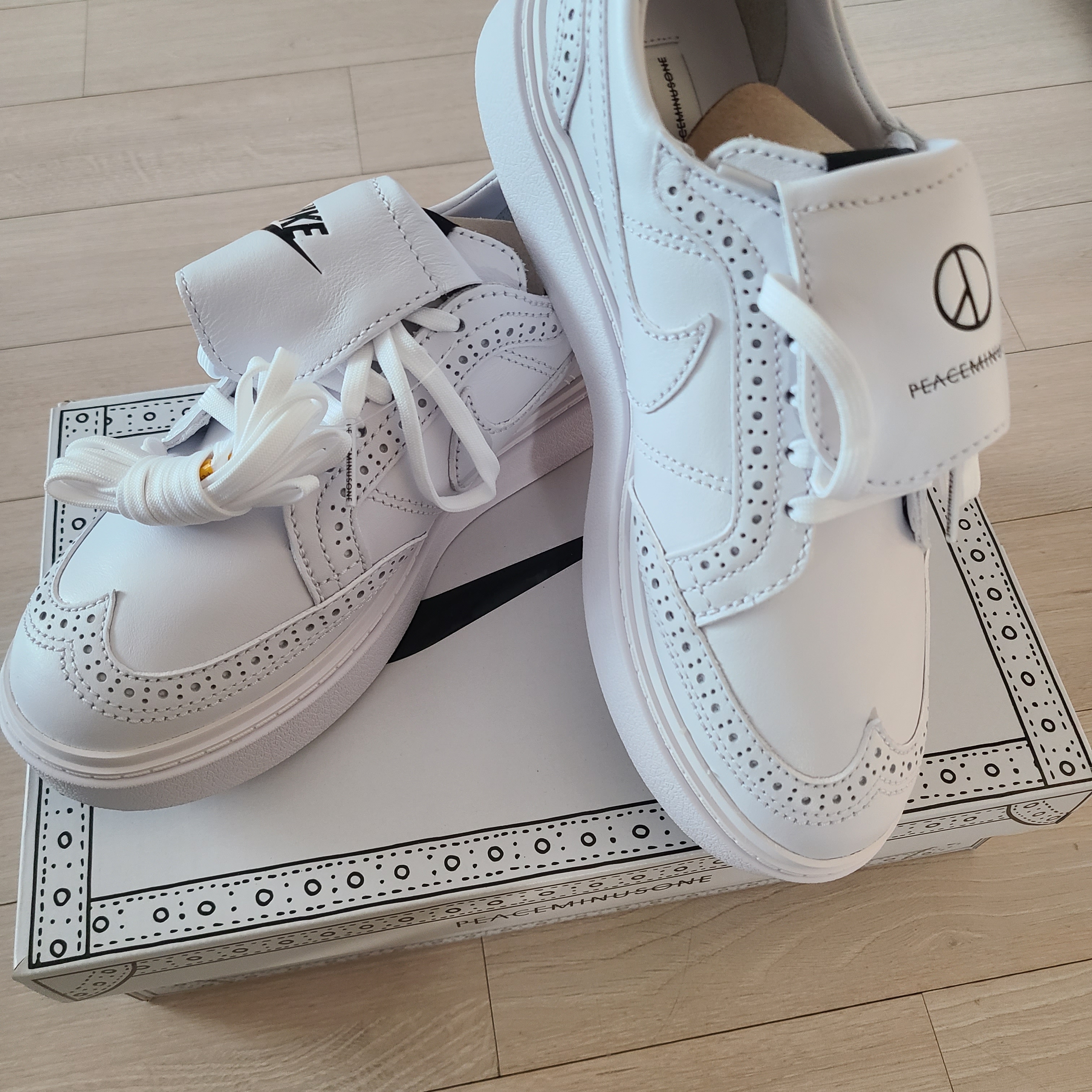 Nike x Peaceminusone Kwondo1 White 착용 스타일 - 2