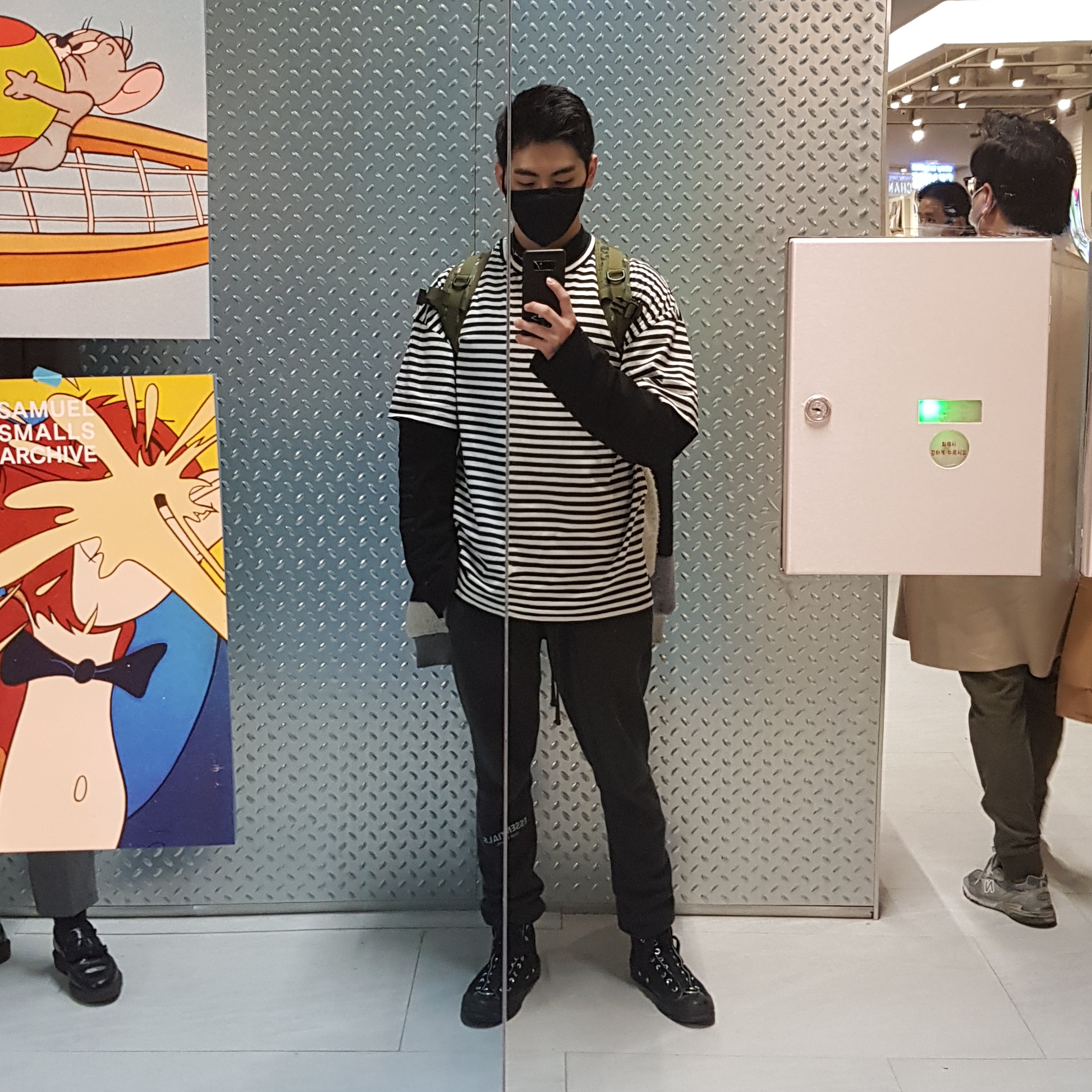 Essentials Sweatpants Black - 21SS, Converse x Undercover Chuck 70 Hi New Warriors Black 착용 스타일