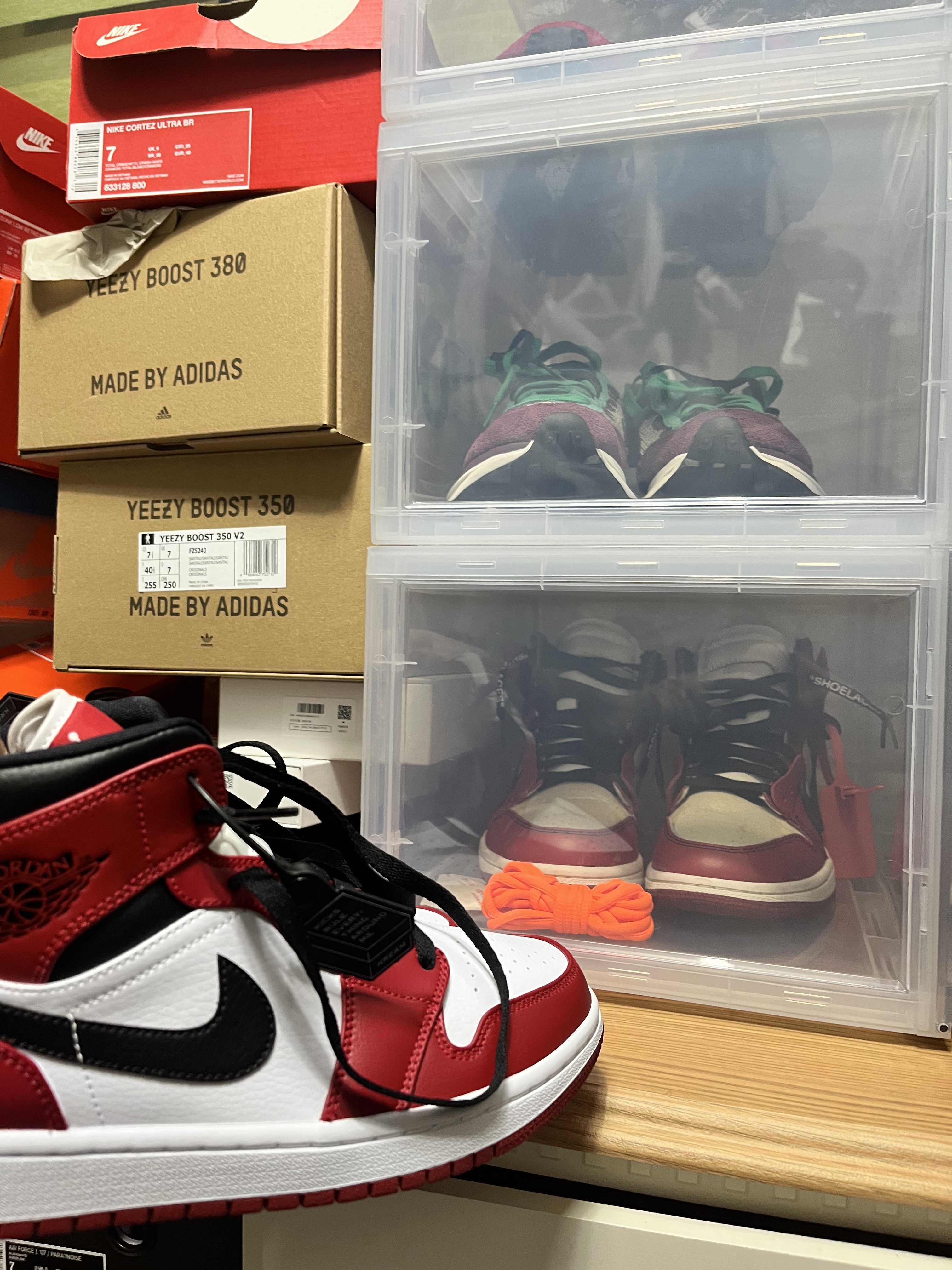 Jordan 1 Mid Chicago 2020, Jordan 1 x Off-White Retro High Chicago The Ten 착용 스타일