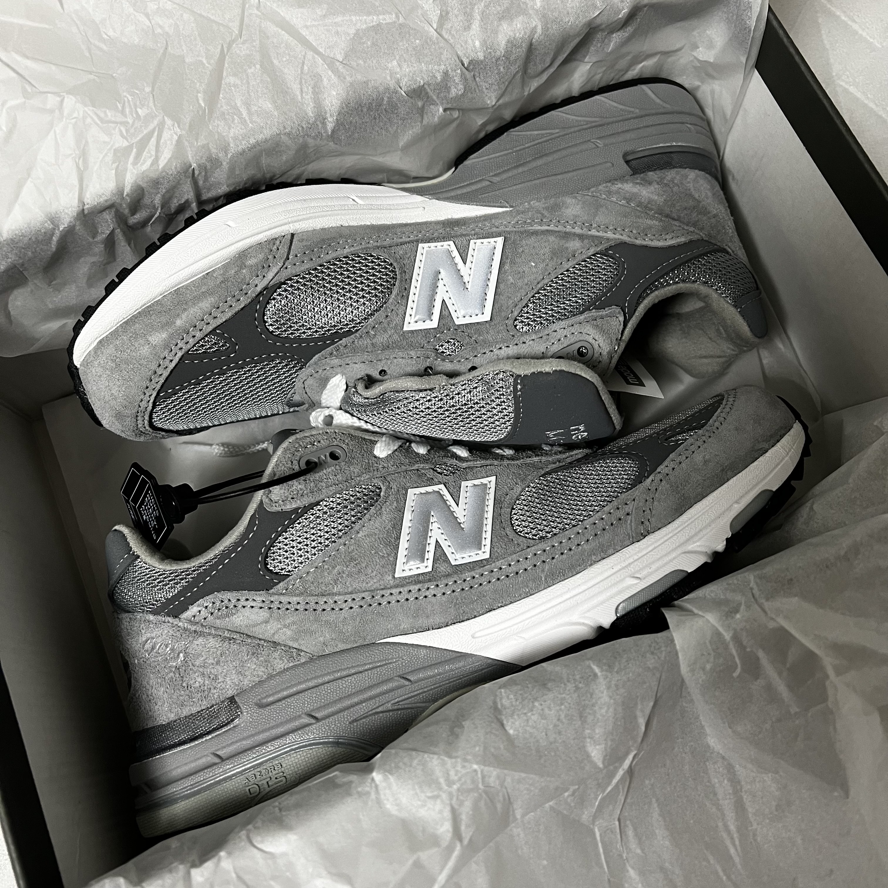 New Balance 993 Made in USA Grey - D Standard 착용 스타일