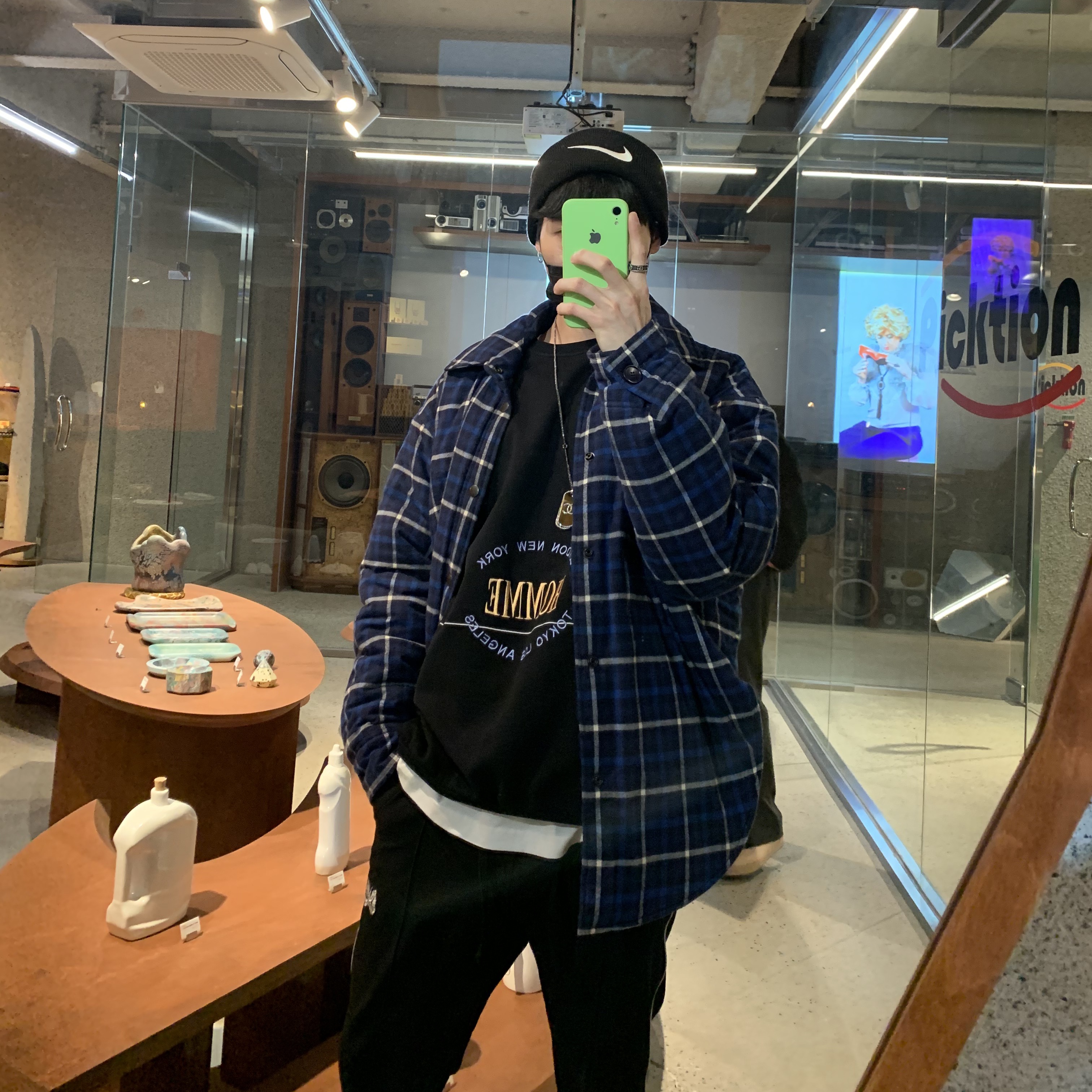 Nike x Stussy Cuff Beanie Black 착용 스타일 - 1