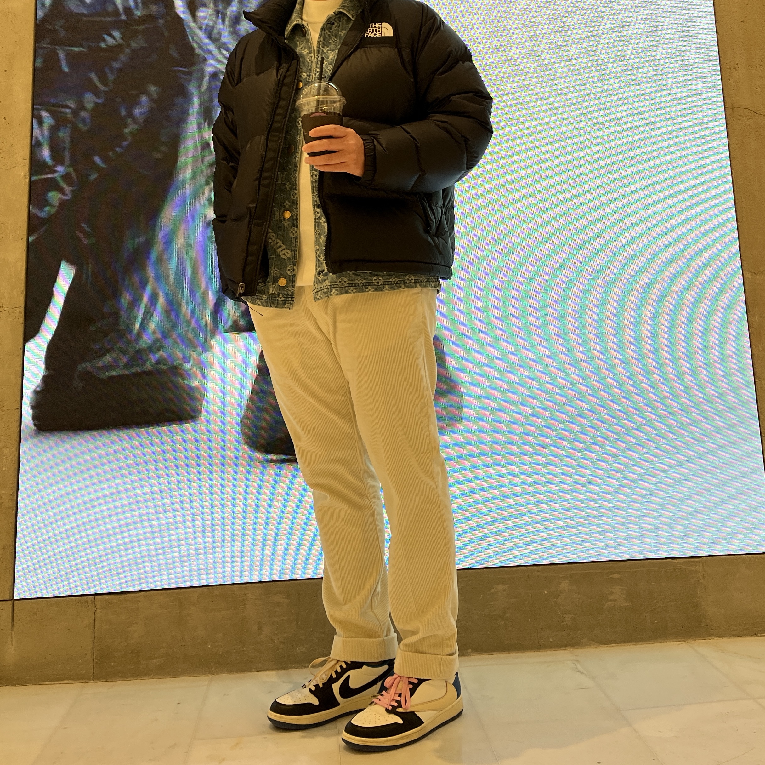 Jordan 1 x Travis Scott x Fragment Retro Low OG SP Military Blue 착용 스타일