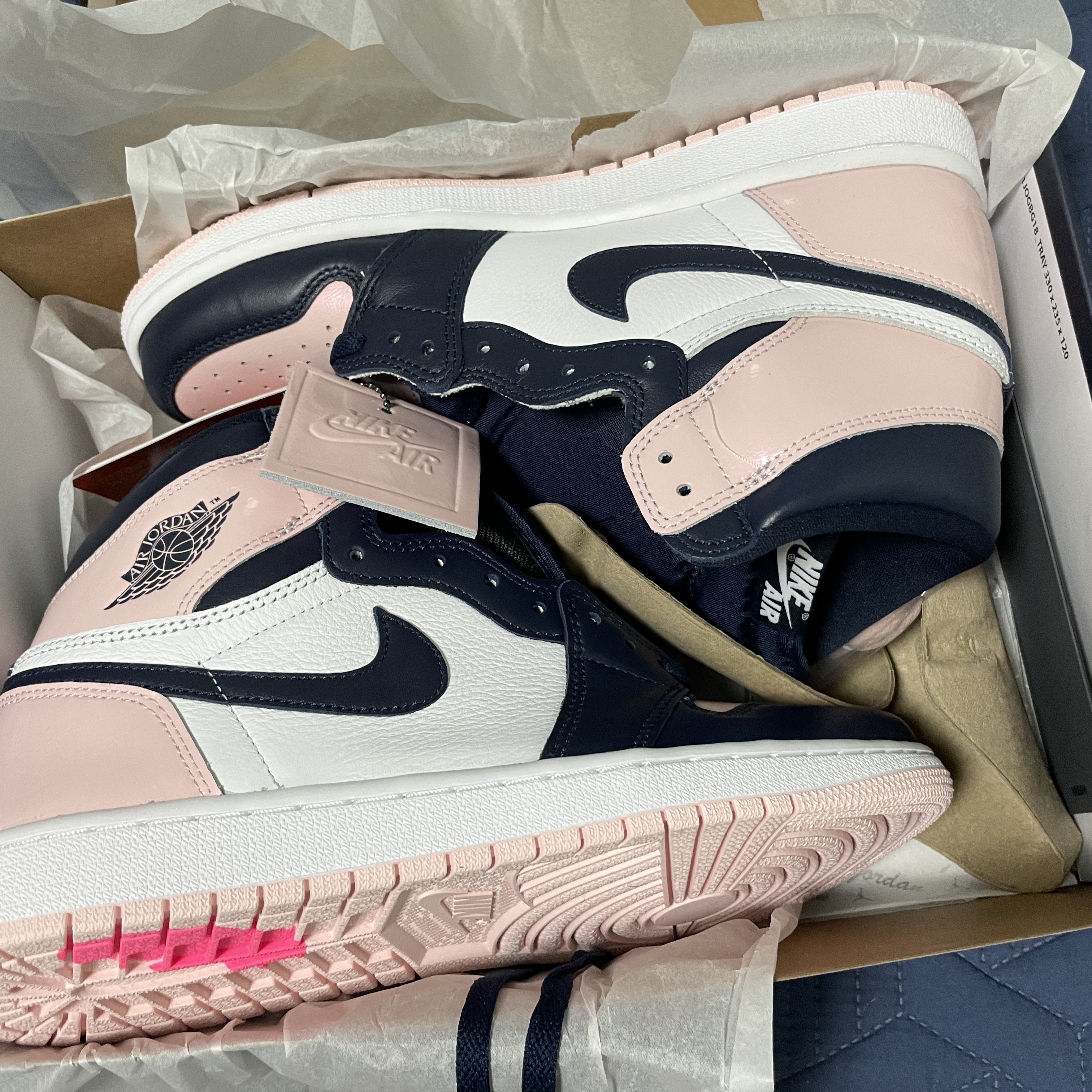 (W) Jordan 1 Retro High OG Atmosphere 착용 스타일
