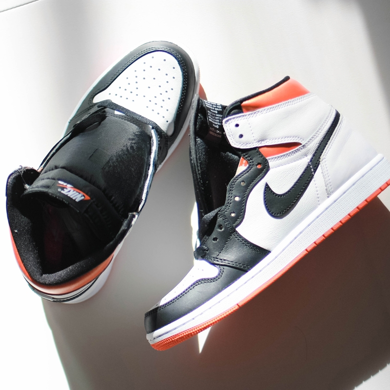 Jordan 1 Retro High OG Electro Orange 착용 스타일 - 1
