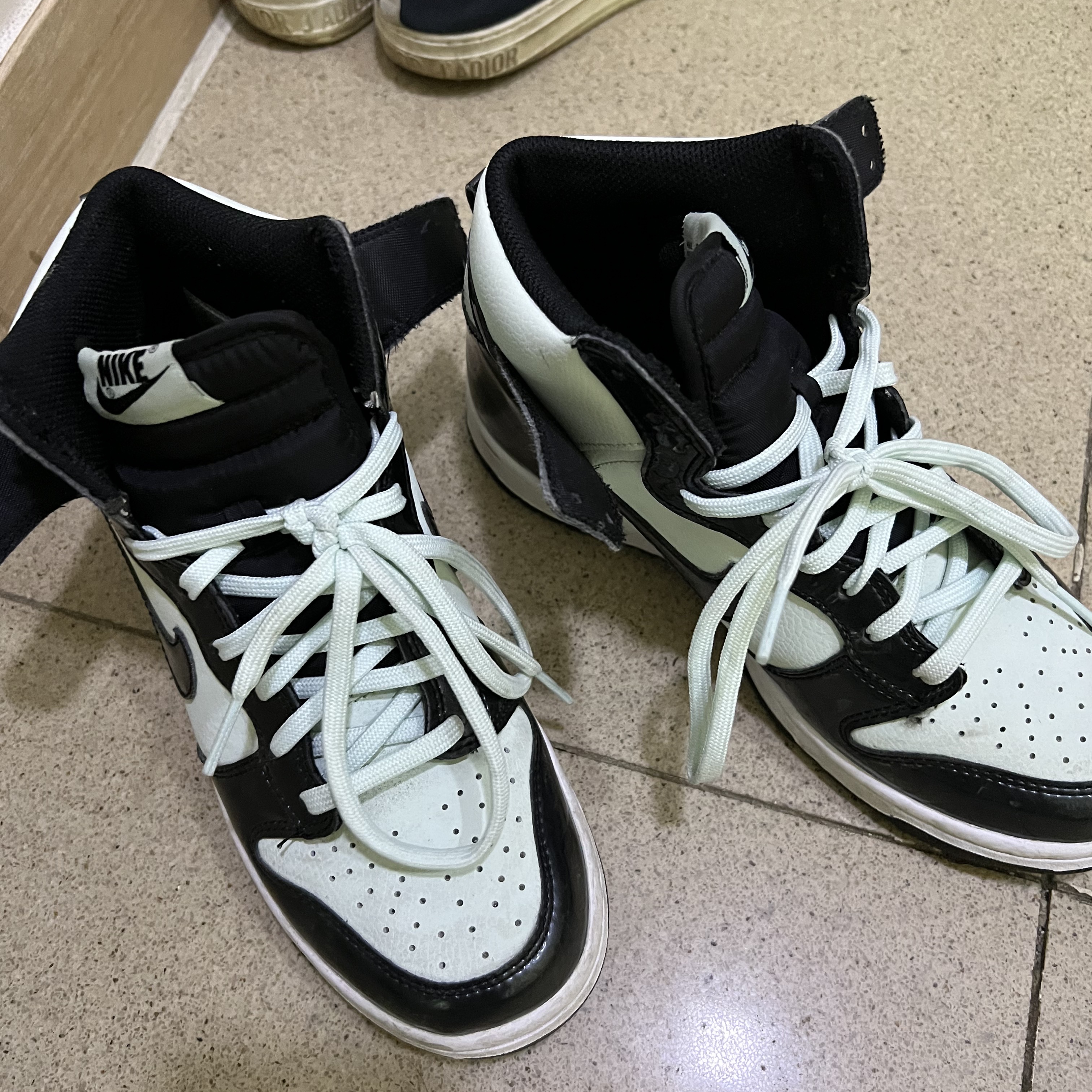 Nike x Fragment Dunk High Black, (GS) Nike Dunk High Barely Green 착용 스타일
