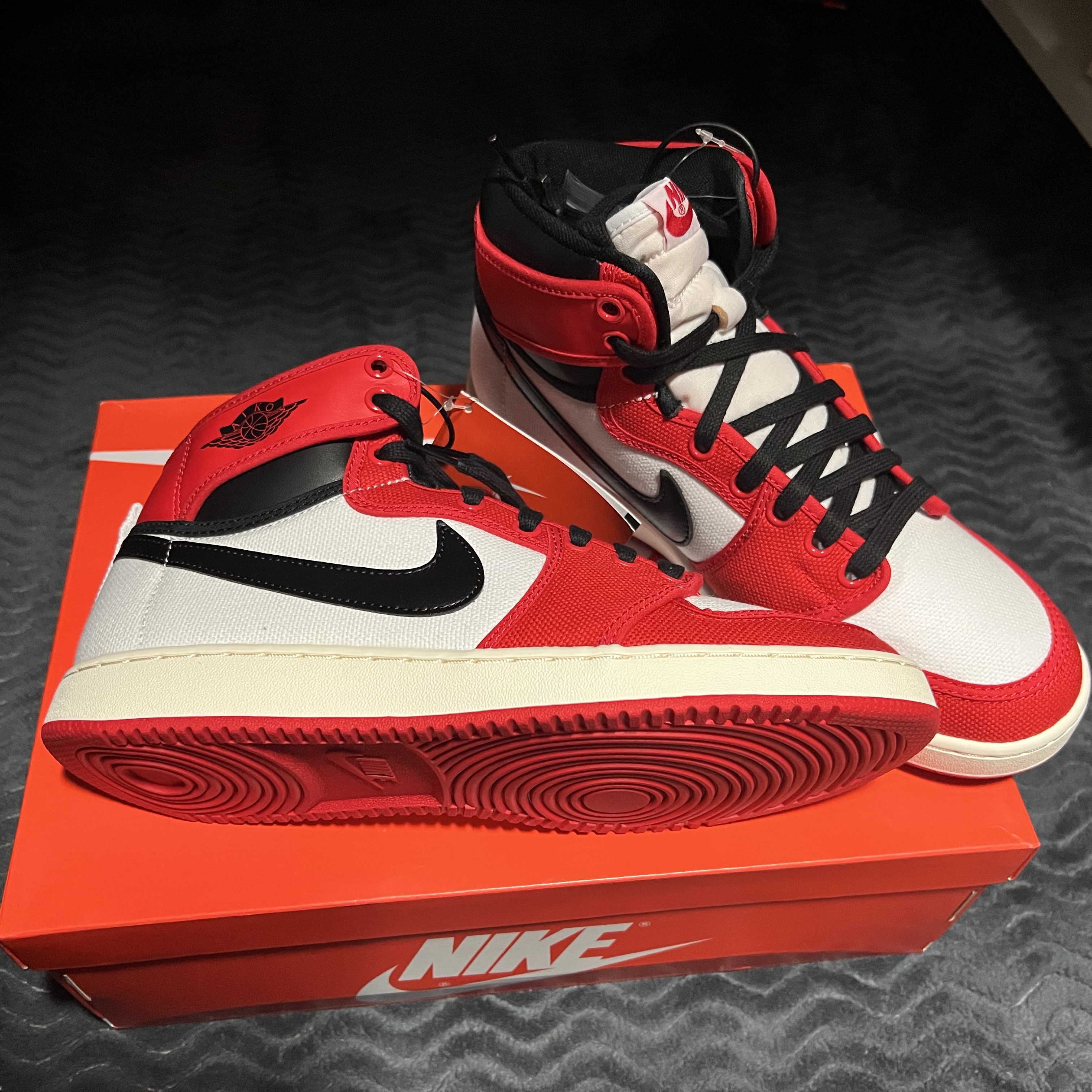 Jordan 1 KO Chicago 2021 착용 스타일