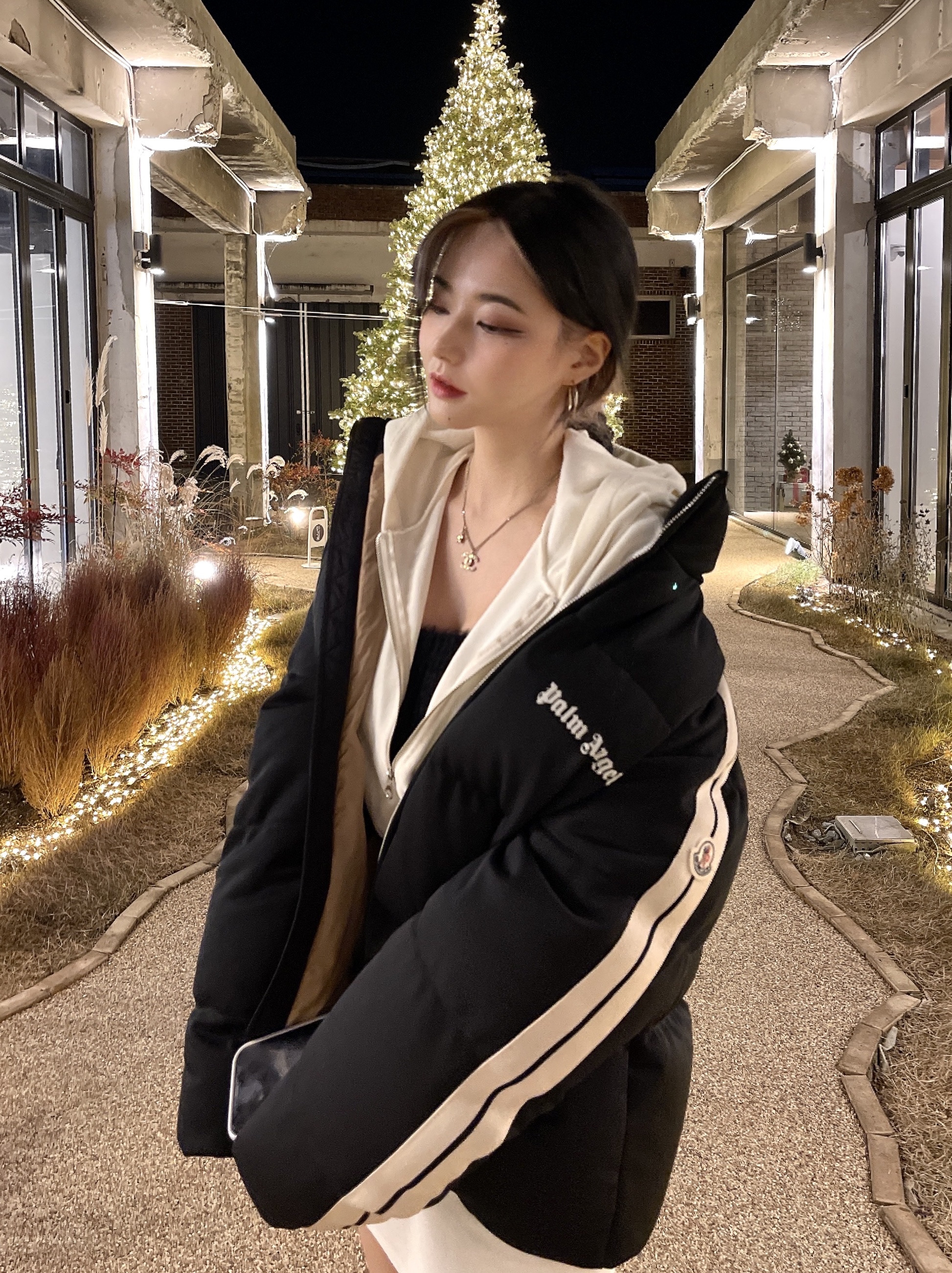 Moncler x Palm Angels Rodman Short Down Jacket Black - 21FW 착용 스타일 - 2