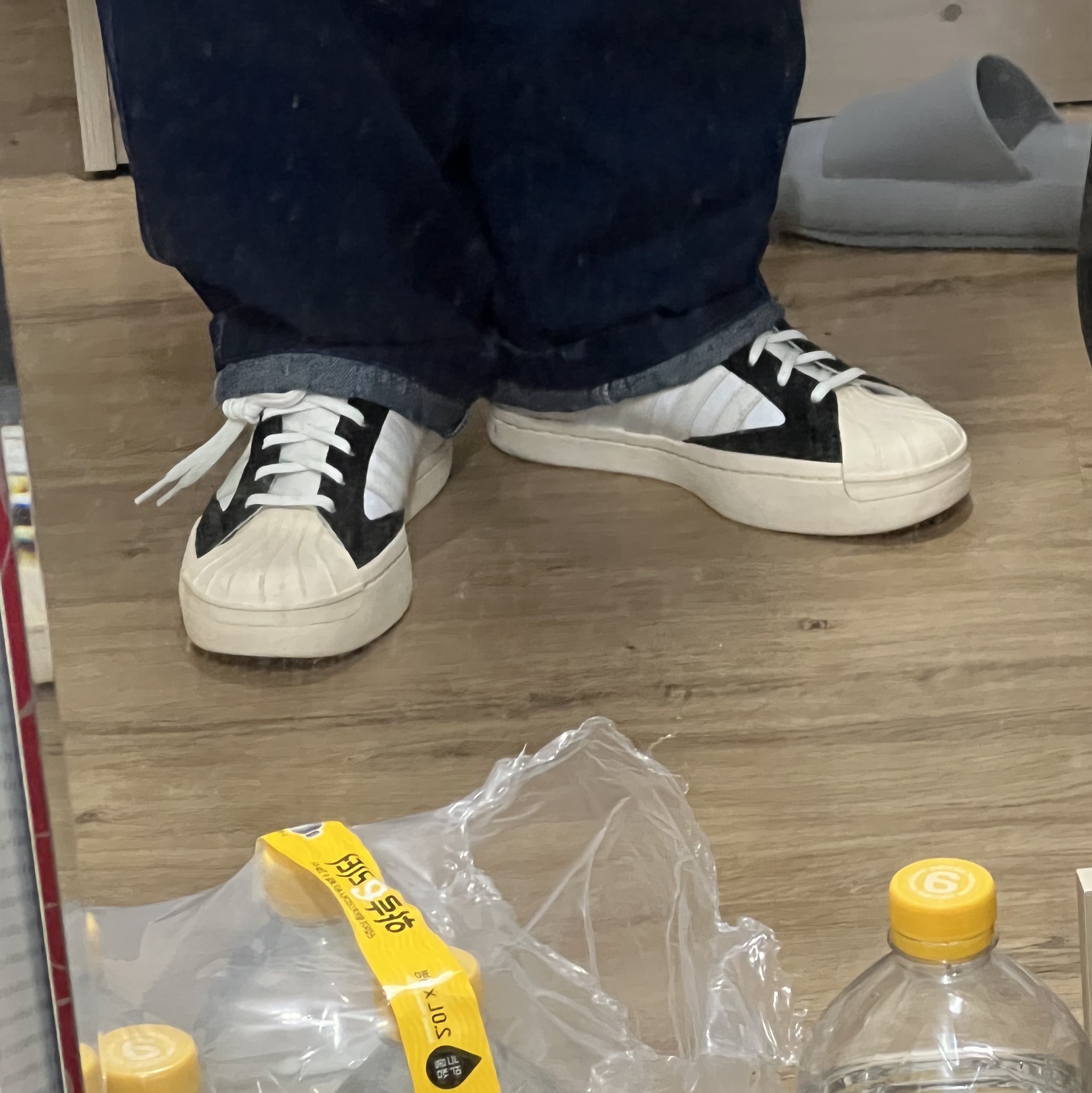 Y-3 Yohji Pro Cloud White Bold Blue 착용 스타일 - 2