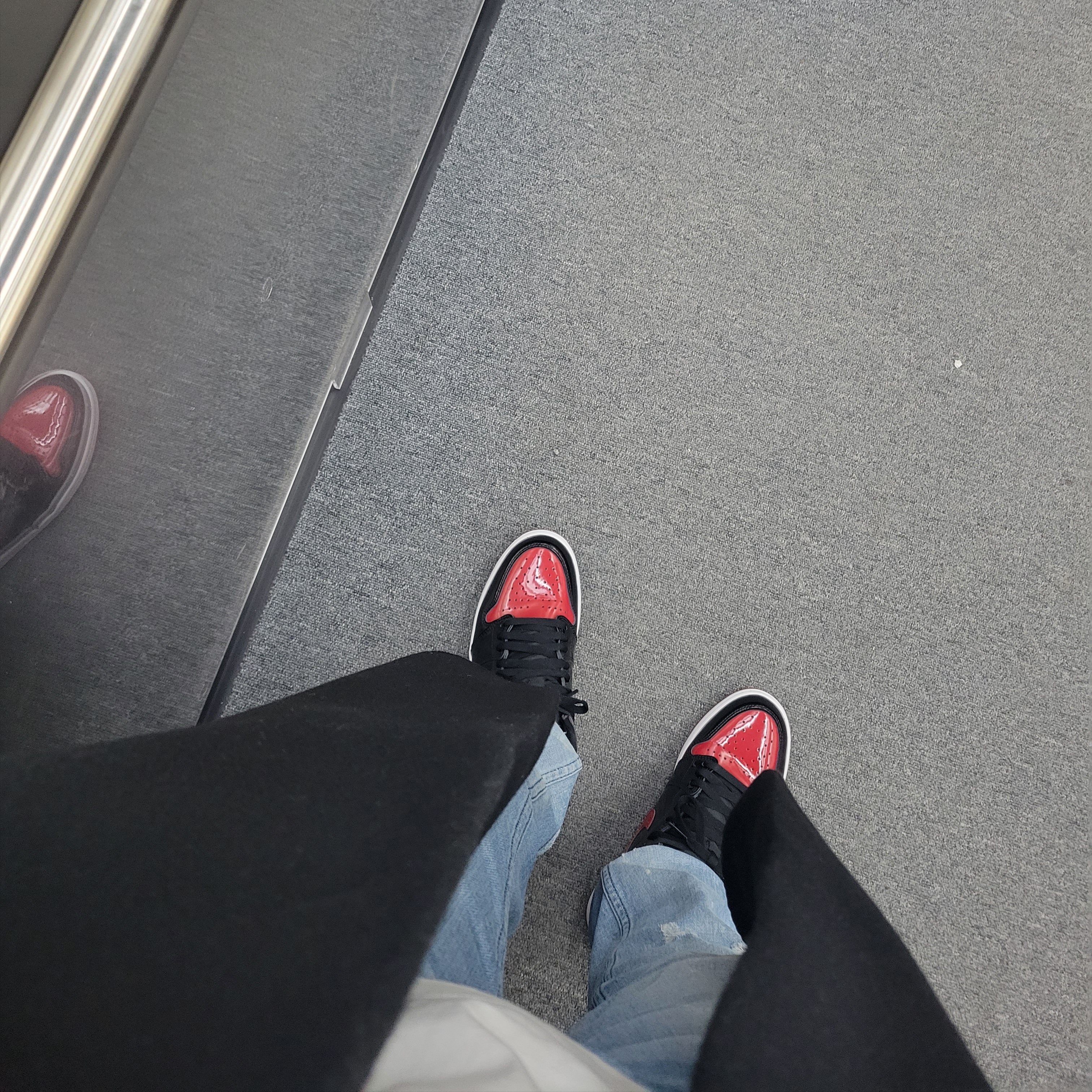 Jordan 1 Retro High OG Patent Bred 착용 스타일