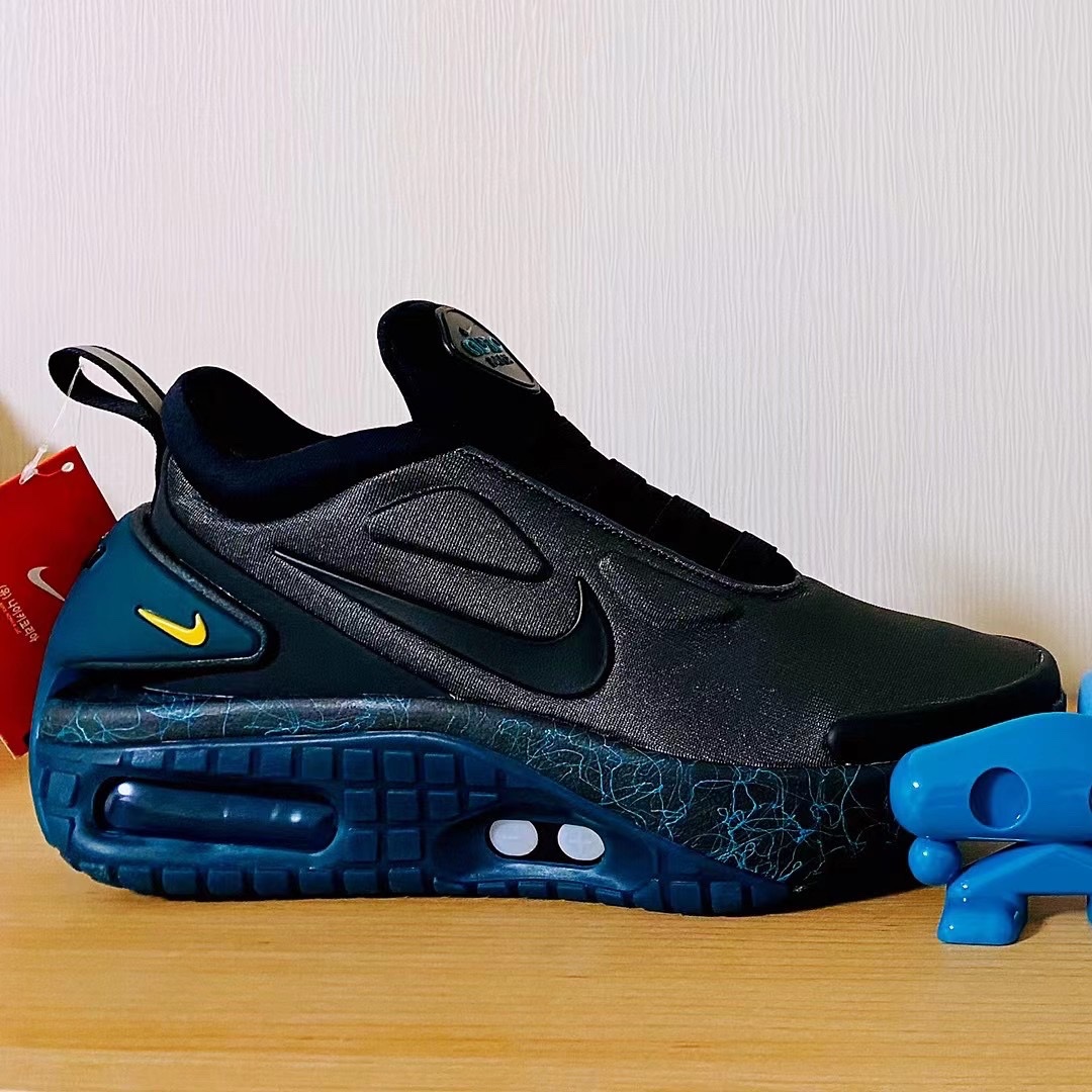 Nike Adapt Auto Max Anthracite (KR Charger), Nike Adapt BB 2.0 Mag (KR Charger) 착용 스타일 - 1